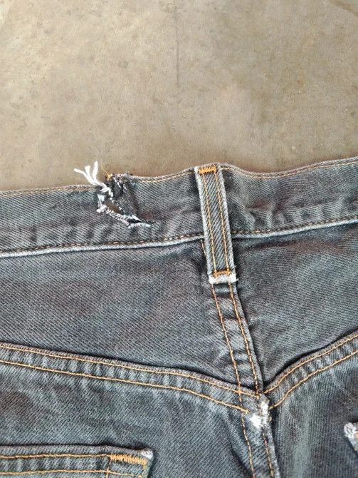 Levi's Vintage Levi's 501 Grey Distressed Jeans 36x30 Size US 36 / EU 52 - 4 Thumbnail