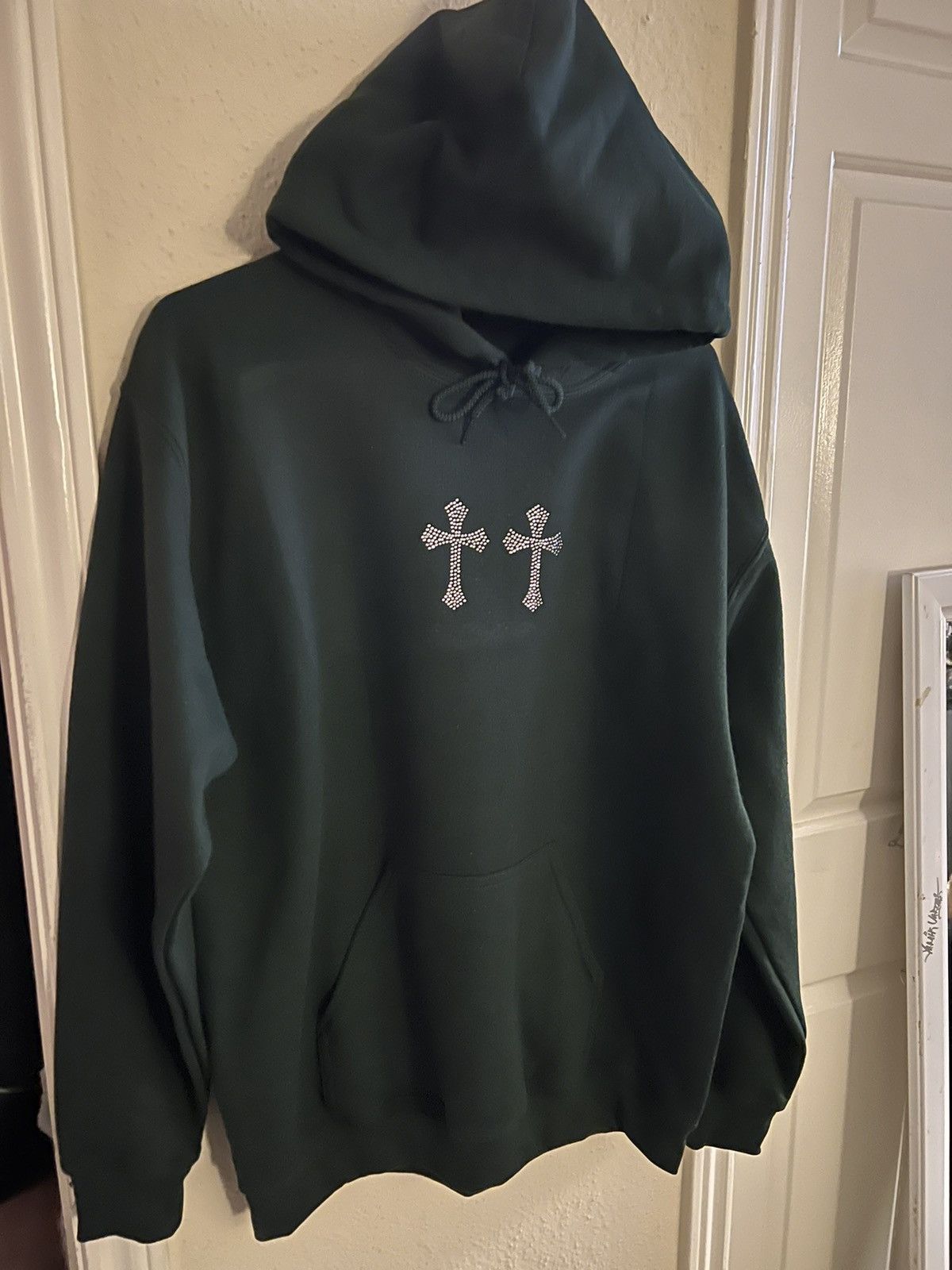 Vintage Rhinestones Cross Vintage Hoodie Size US L / EU 52-54 / 3 - 5 Thumbnail
