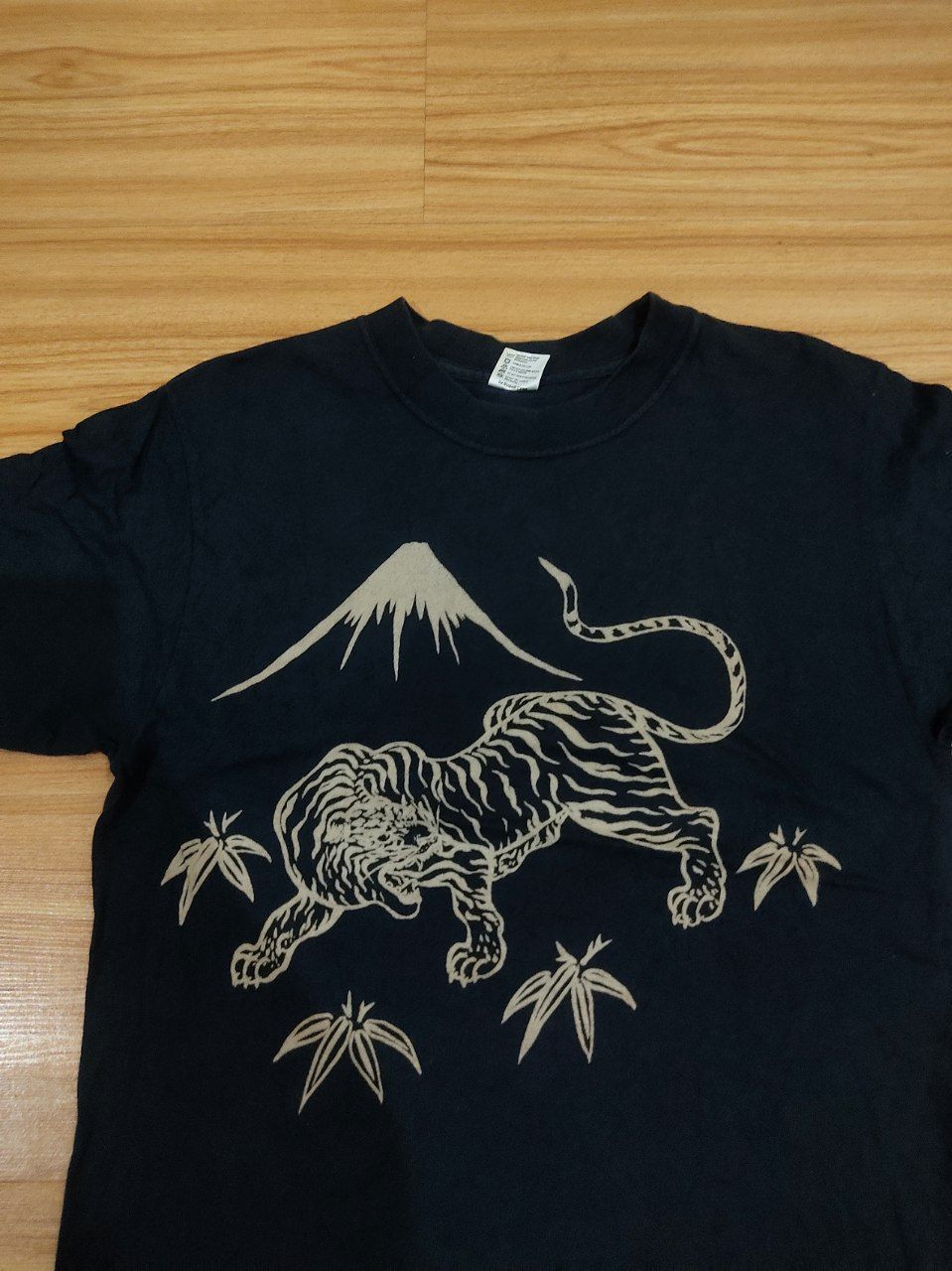 Sugar Cane Tiger Motives Sugar Cane Tee Size US M / EU 48-50 / 2 - 2 Thumbnail