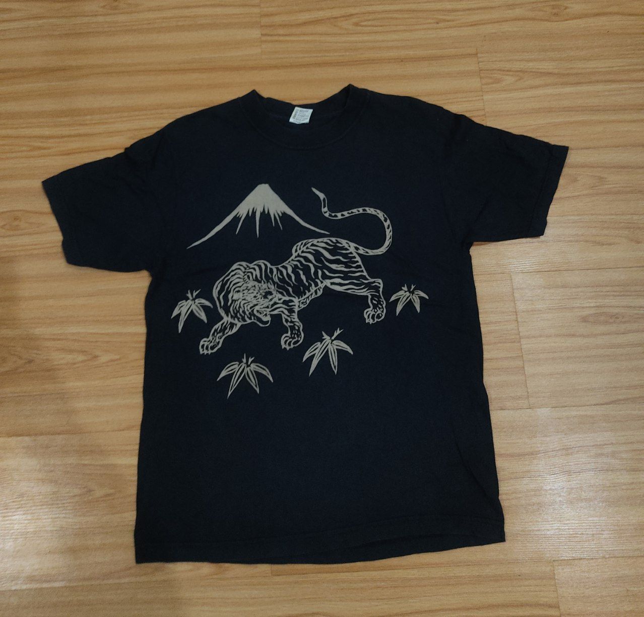 Sugar Cane Tiger Motives Sugar Cane Tee Size US M / EU 48-50 / 2 - 1 Thumbnail