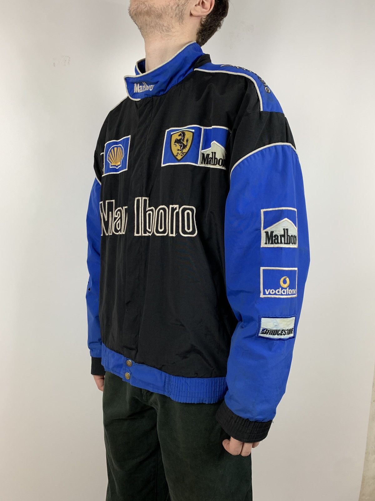 Ferrari Vintage Ferrari Marlboro Vodafone Racing Jacket Size US XXL / EU 58 / 5 - 2 Thumbnail