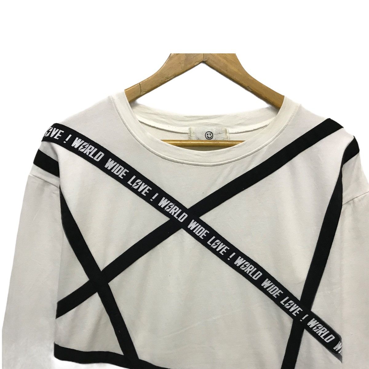 Japanese Brand × Vintage Vintage World Wide Love Sweatshirt Size US M / EU 48-50 / 2 - 2 Thumbnail
