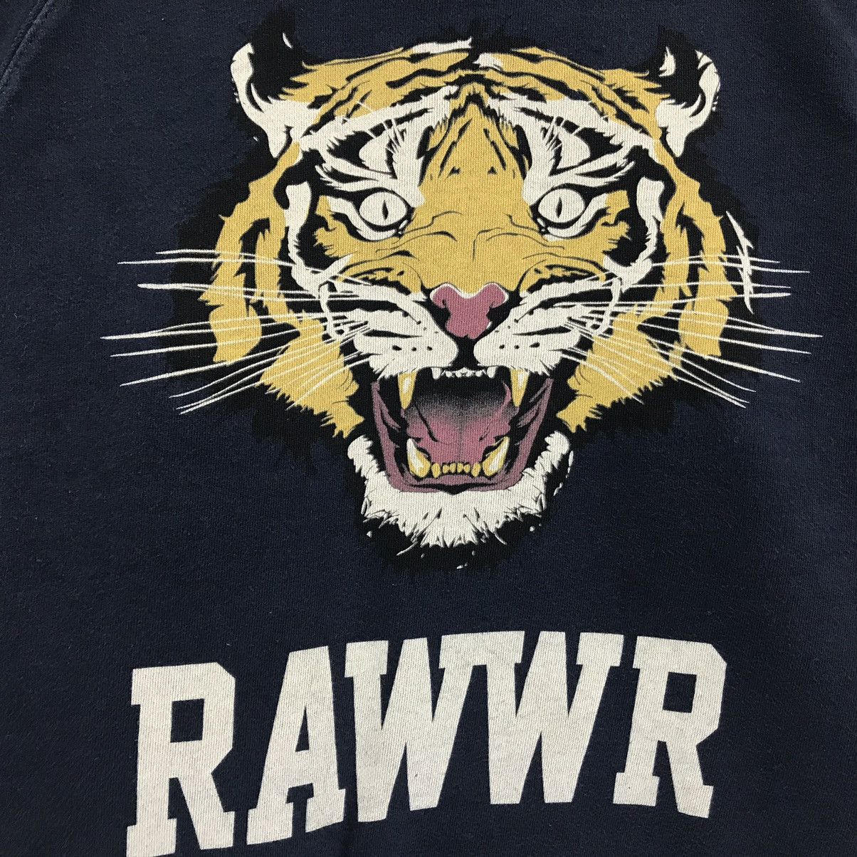 Habitat × Japanese Brand Vintage Rawwr Sweatshirt Jumper Biglogo Tiger Animal Rawwr Size US M / EU 48-50 / 2 - 2 Thumbnail