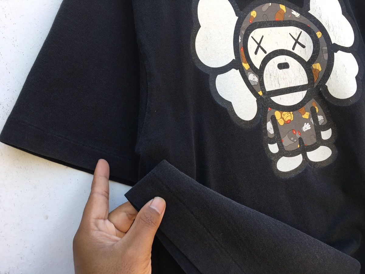 Bape × Kaws Bape x Kaws Baby Milo Tee (2005) Size US M / EU 48-50 / 2 - 11 Thumbnail