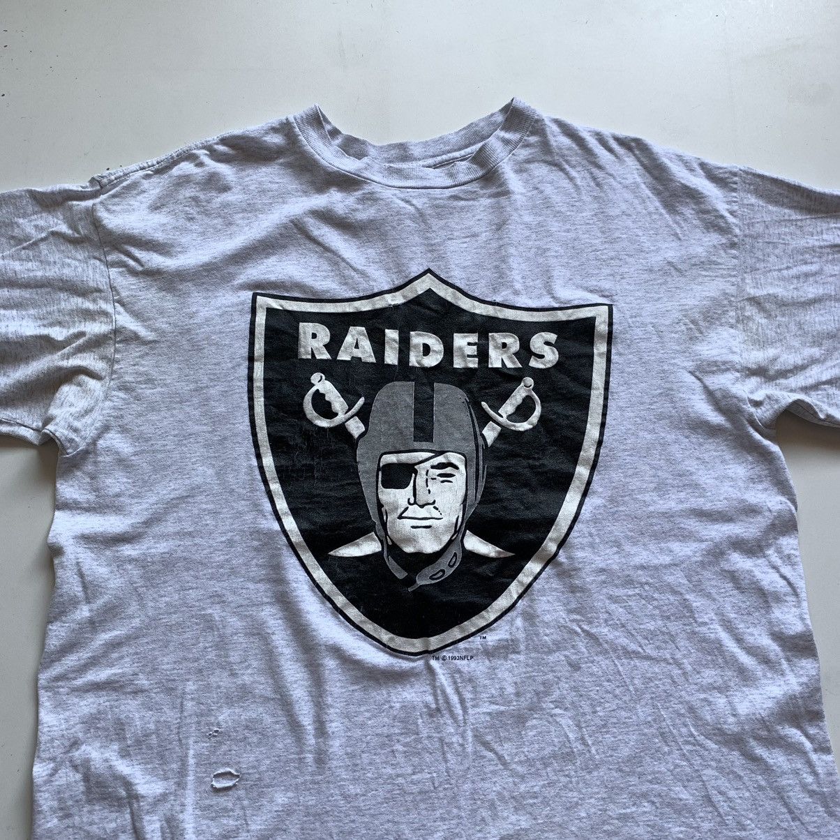NFL Vintage 90s Los Angeles Raiders NFL Graphic T Shirt XL Rare Size US XL / EU 56 / 4 - 2 Thumbnail