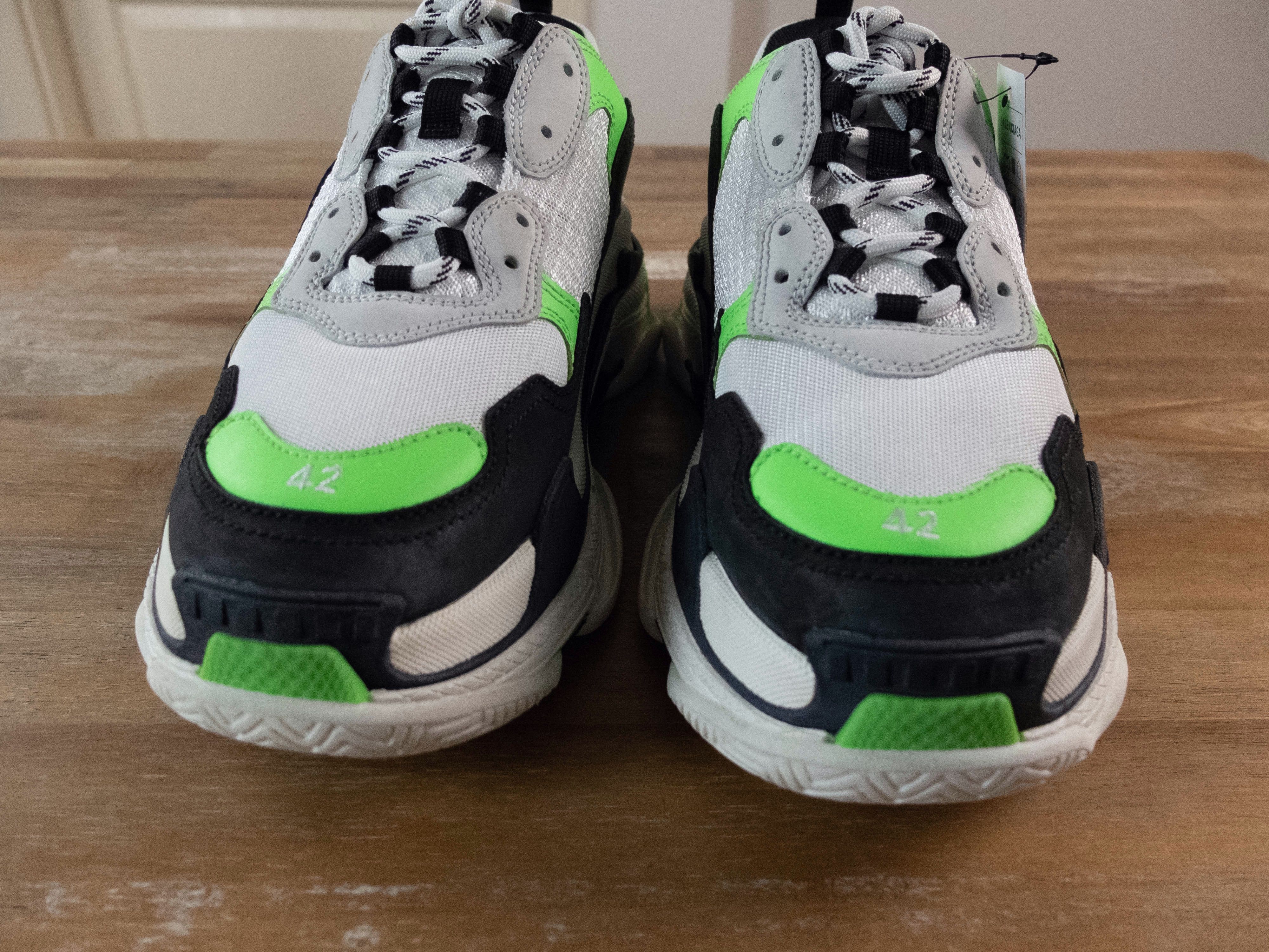 Balenciaga BALENCIAGA Triple S white green black fluo sneakers 9 42 Size US 9 / EU 42 - 4 Thumbnail