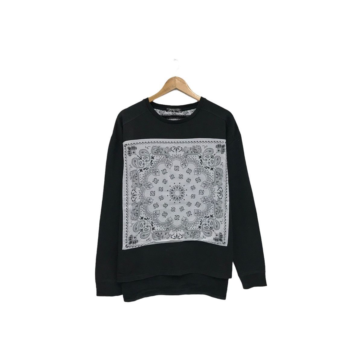 Japanese Brand × Vintage Vintage Art Design Sweatshirt CrewNeck Pullover Jumper Size US L / EU 52-54 / 3 - 1 Thumbnail
