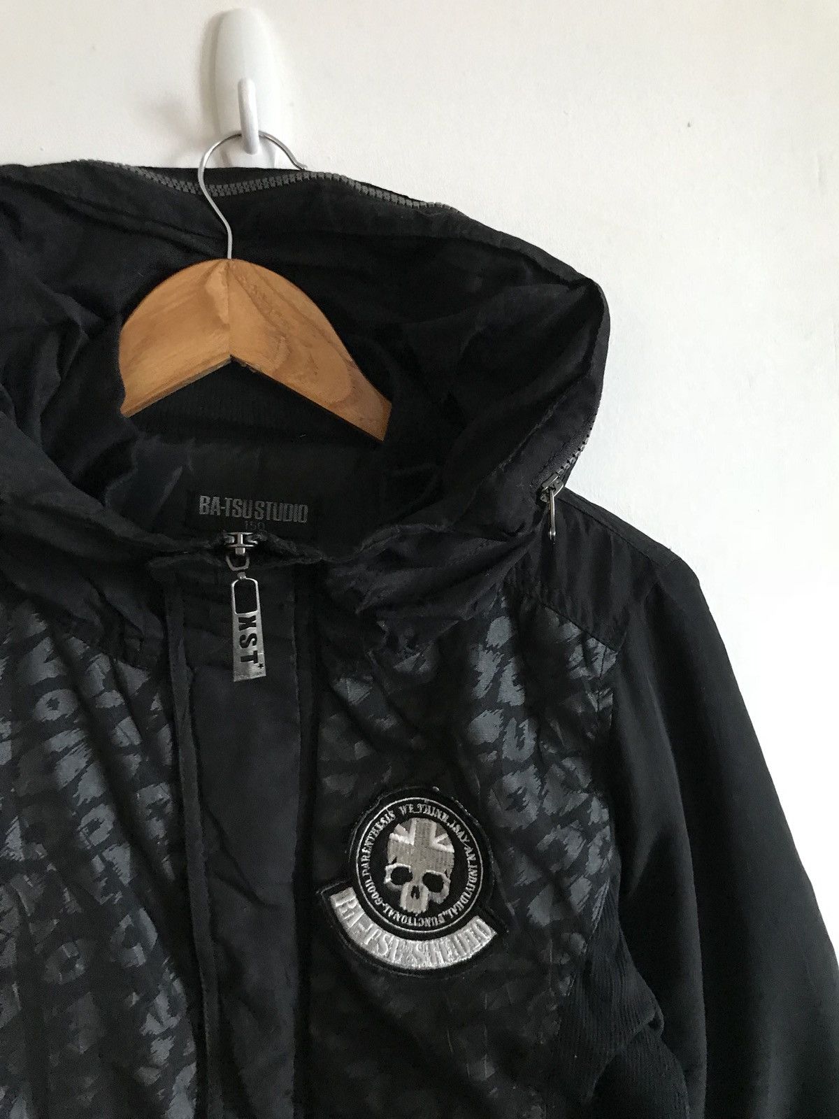 Designer × Japanese Brand × Seditionaries Japanese Brand Batsu Studio Skull Quilted Zipper Jacket Size US S / EU 44-46 / 1 - 3 Thumbnail