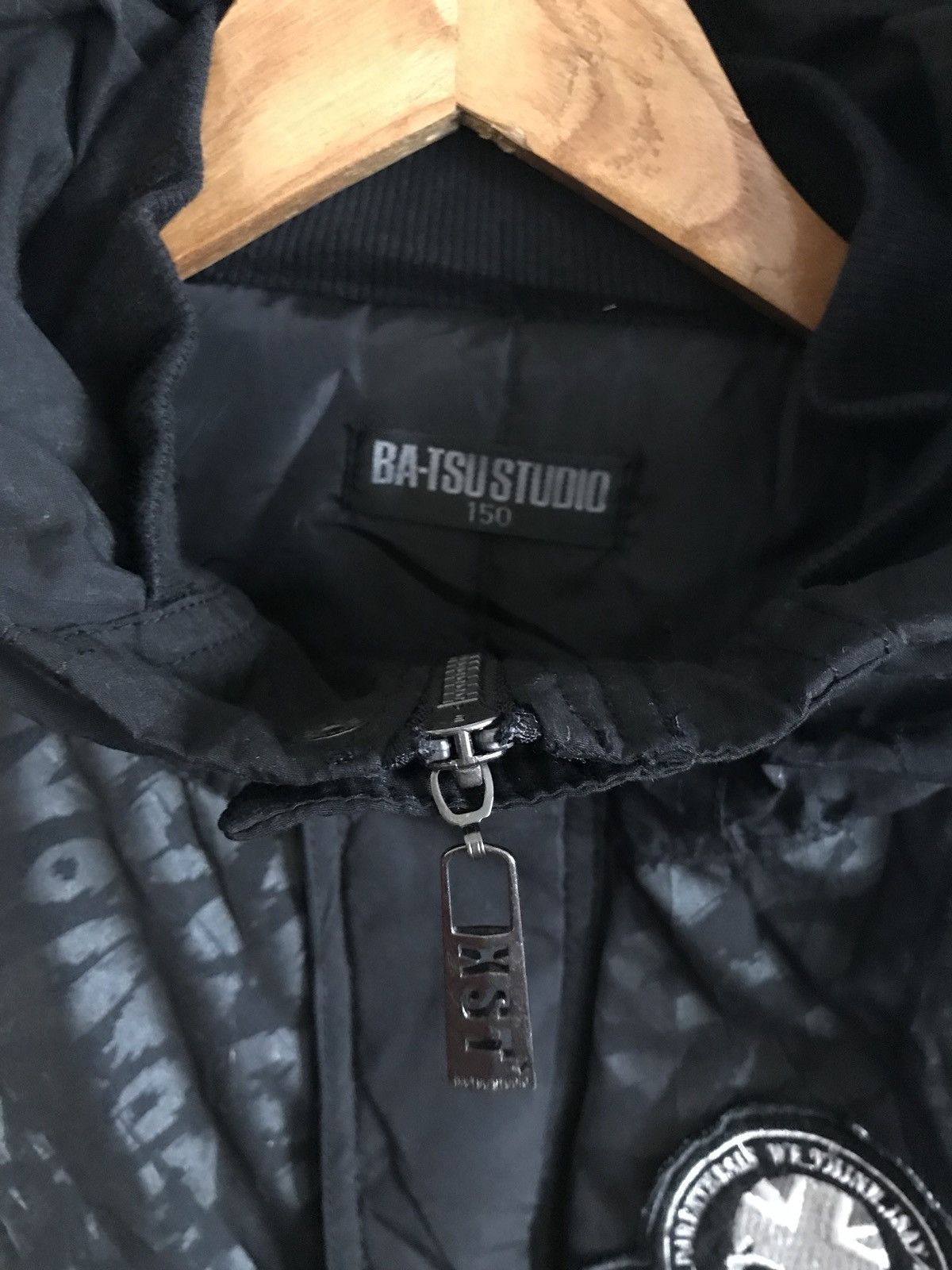 Designer × Japanese Brand × Seditionaries Japanese Brand Batsu Studio Skull Quilted Zipper Jacket Size US S / EU 44-46 / 1 - 4 Thumbnail