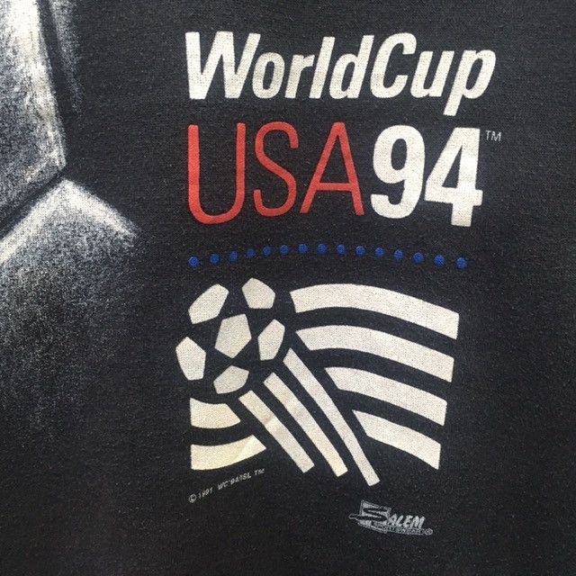 Vintage *Vintage FIFA World Cup 94 sweatshirt big printed Size US M / EU 48-50 / 2 - 4 Thumbnail
