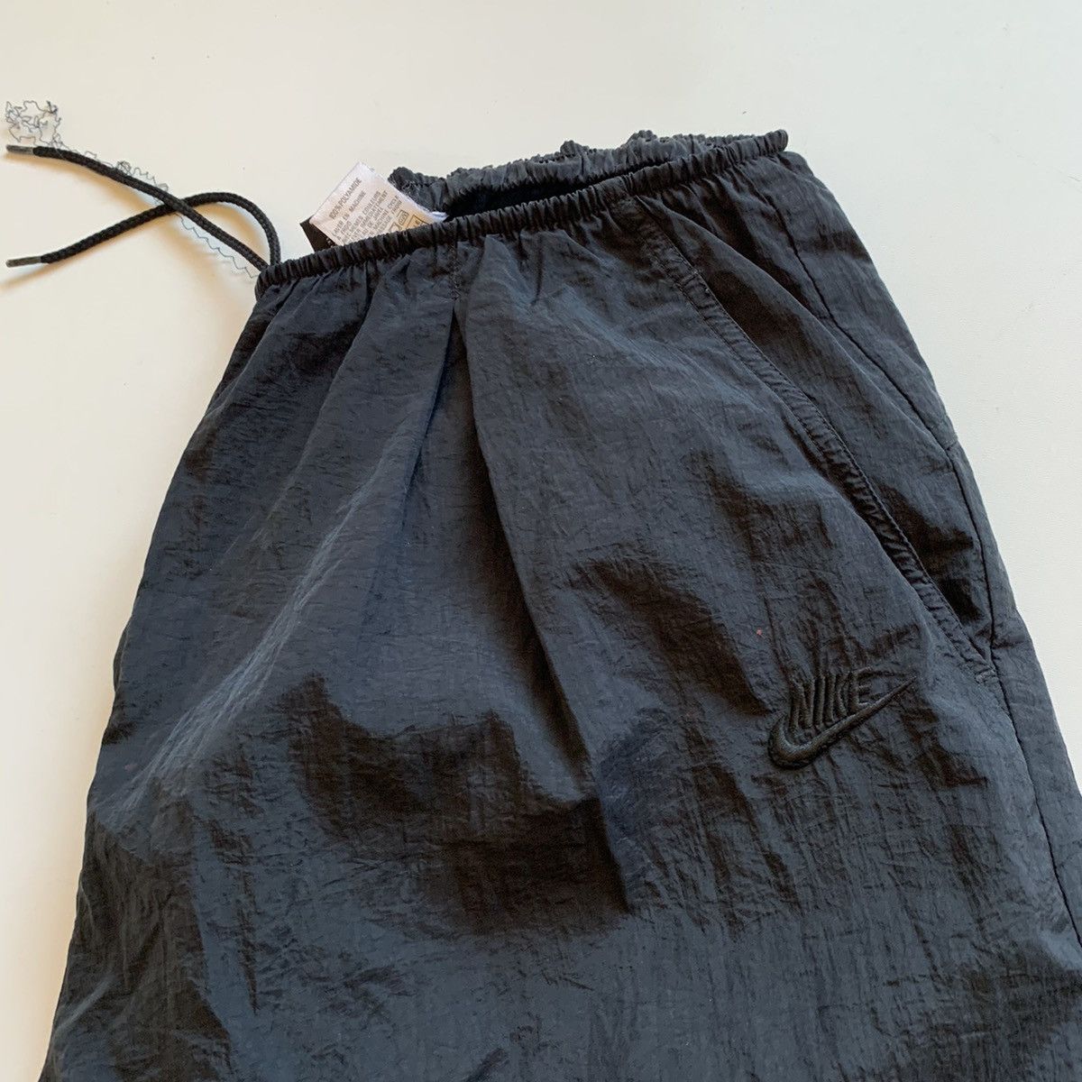 Nike × Vintage Vintage 90s nike embroidered track pants black size Large Size US 33 - 2 Thumbnail