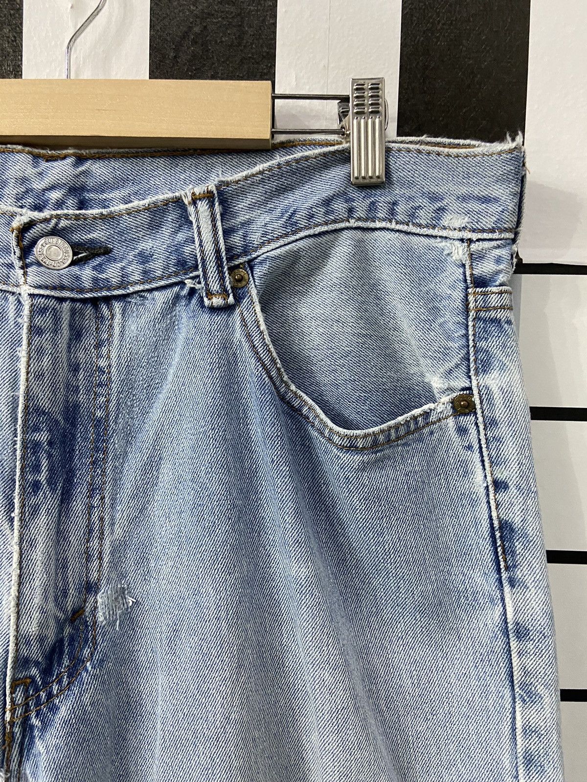 Levi's × Vintage Vintage Levi’s 550 Light Blue Wash Denim Pants 36X34 Size US 36 / EU 52 - 11 Thumbnail