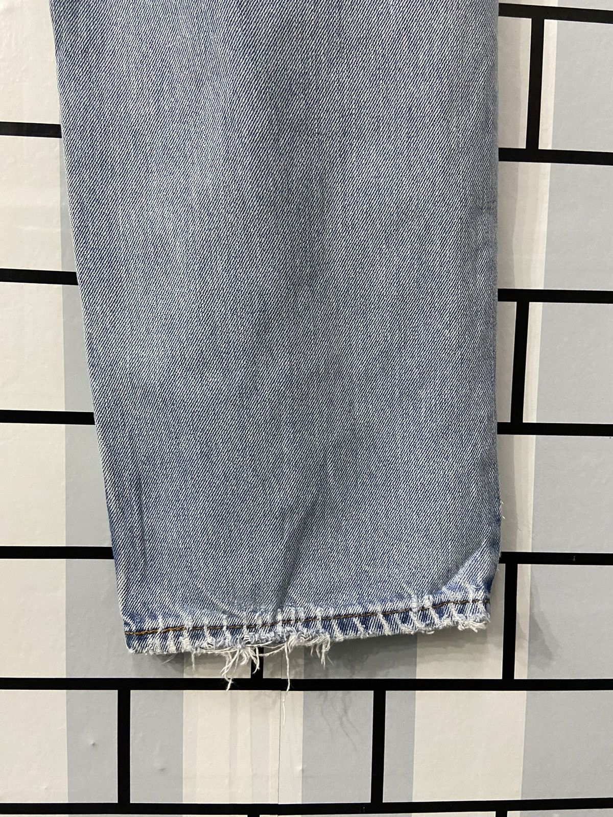 Levi's × Vintage Vintage Levi’s 550 Light Blue Wash Denim Pants 36X34 Size US 36 / EU 52 - 16 Thumbnail