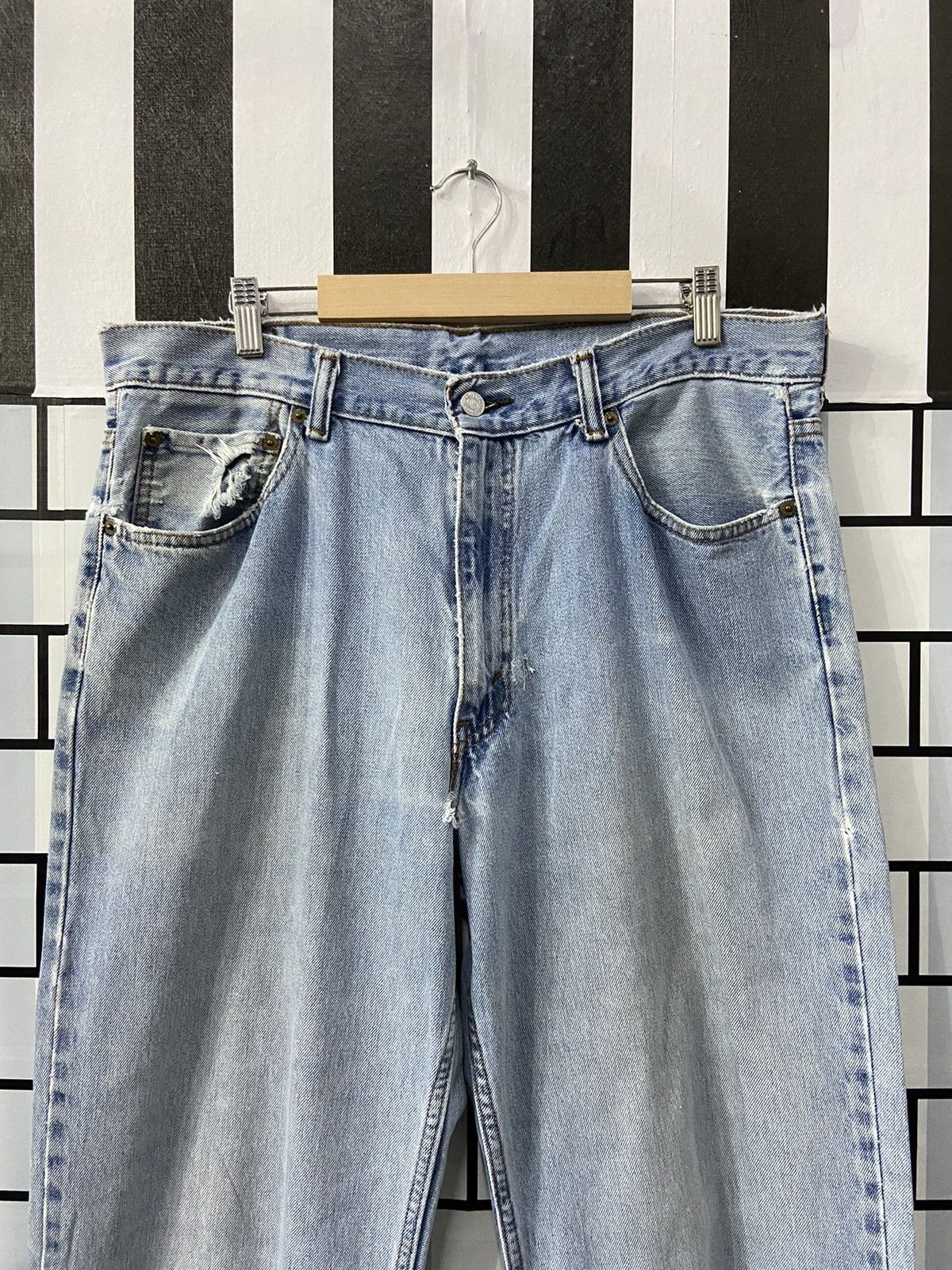 Levi's × Vintage Vintage Levi’s 550 Light Blue Wash Denim Pants 36X34 Size US 36 / EU 52 - 4 Thumbnail