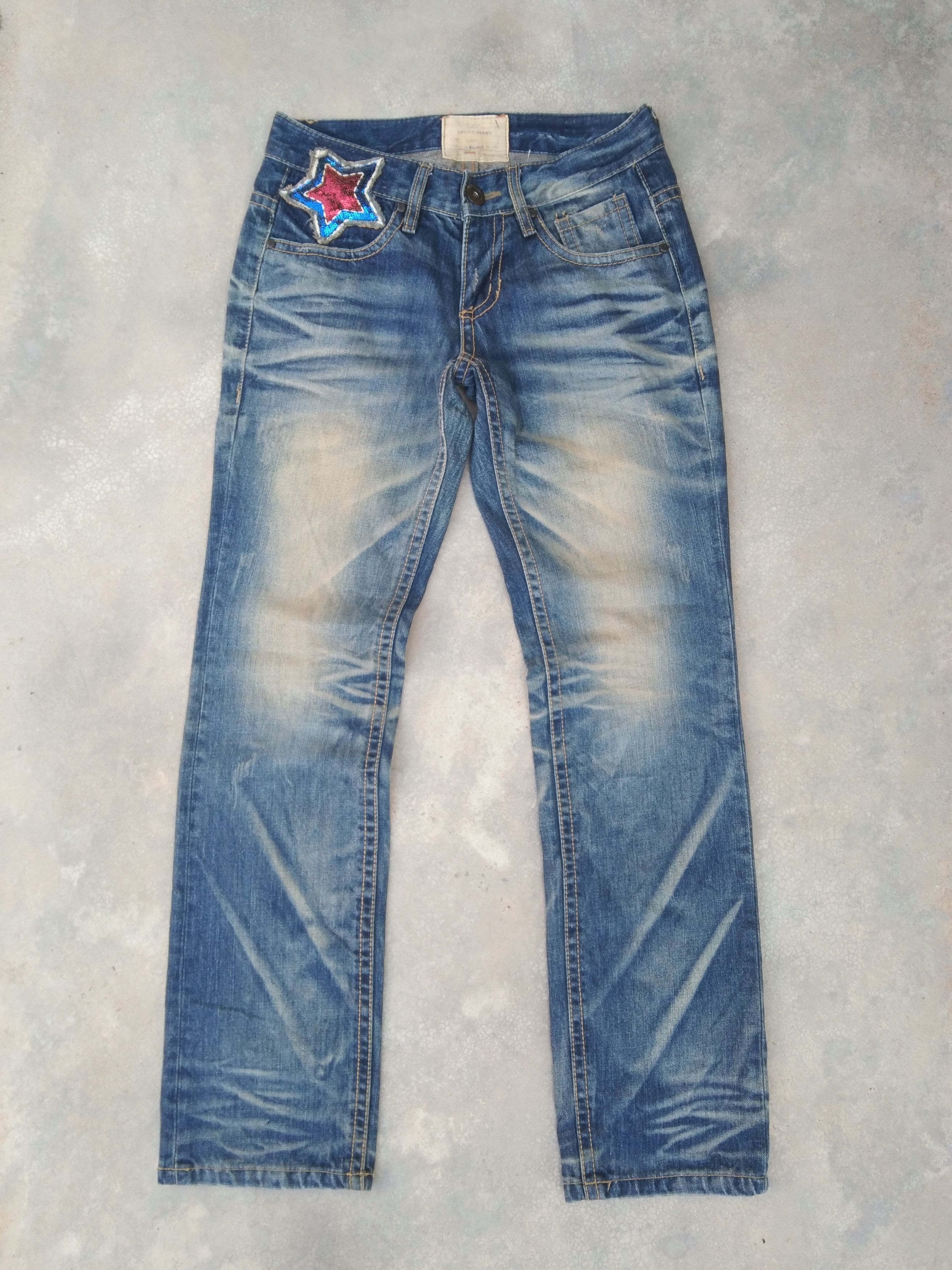Japanese Brand Vintage Distressed Yoshitomo Nara x Lolita Jeans 28x30 Size US 28 / EU 44 - 3 Thumbnail