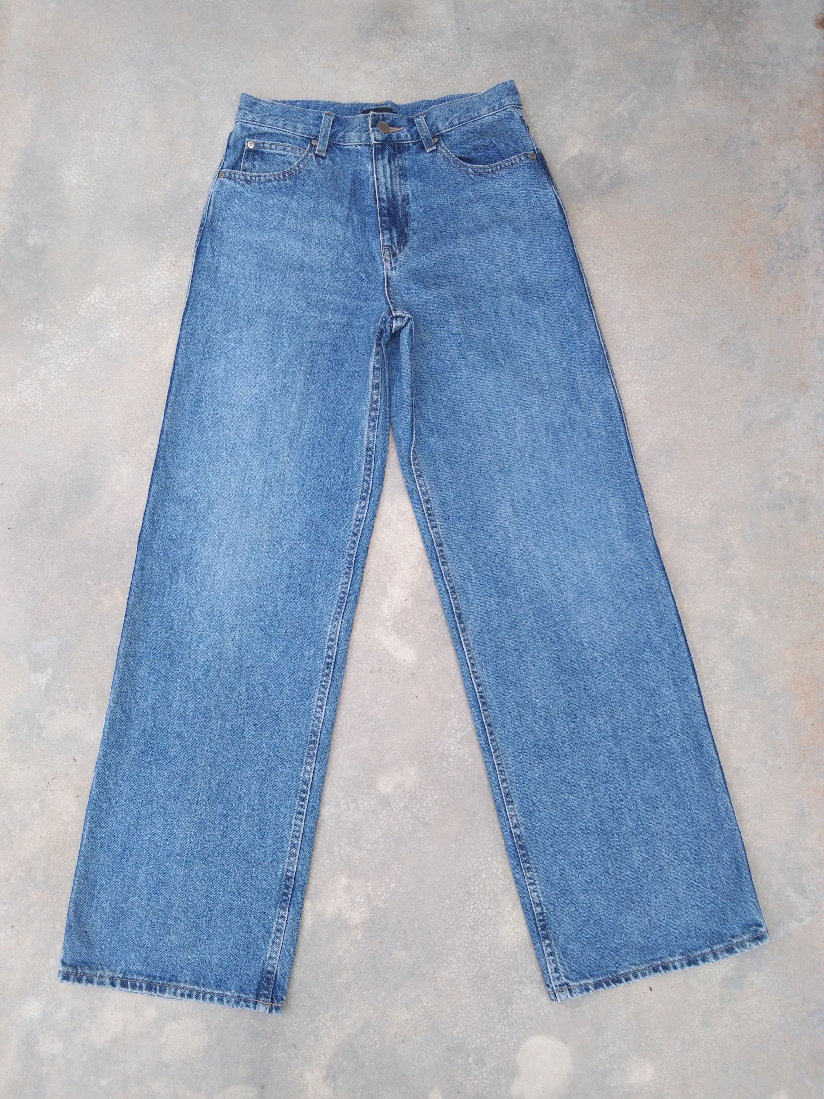 image of Japanese Uniqlo Super Wide Baggy Jeans 27X30 in Blue, Men's