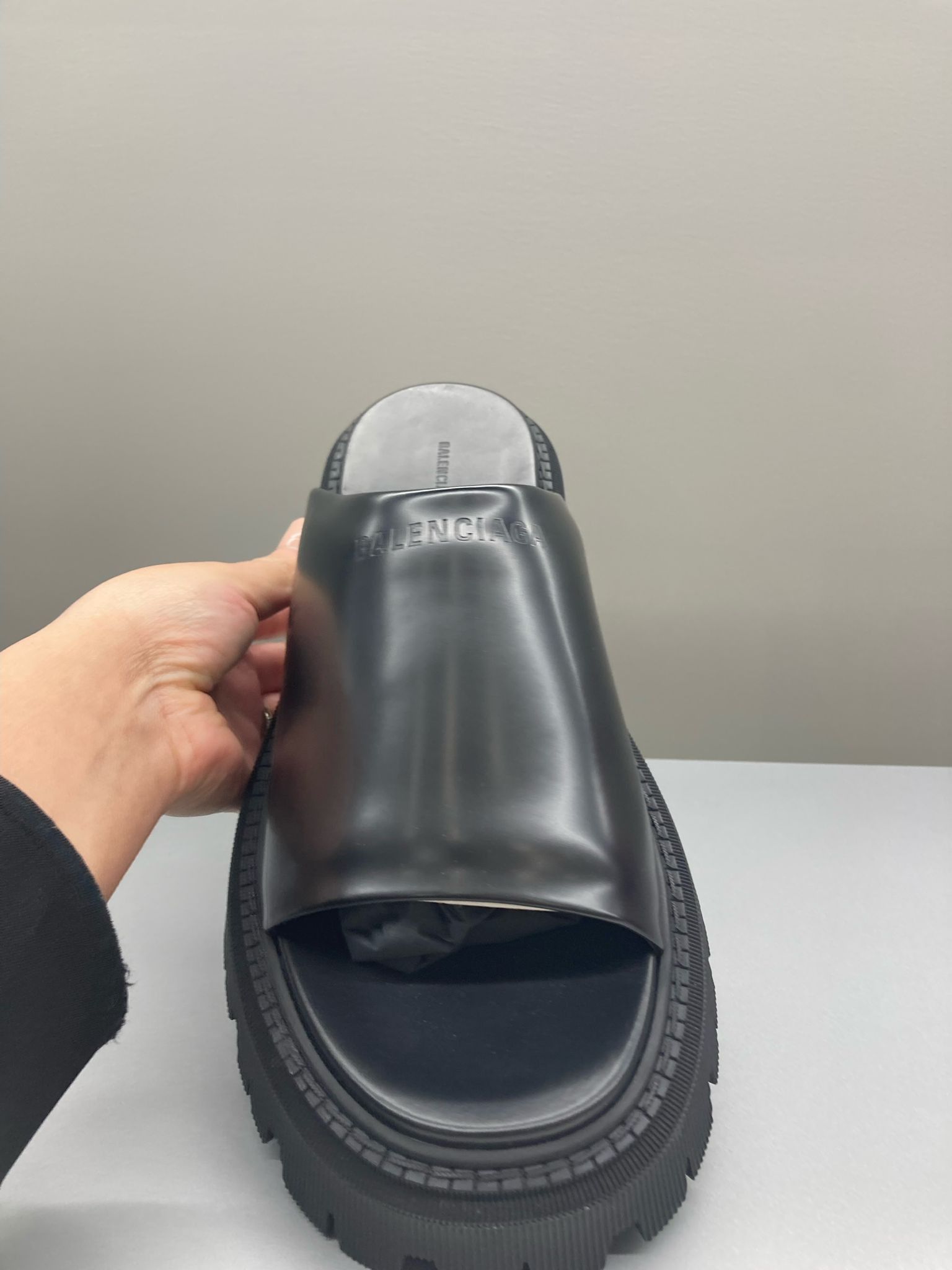 Balenciaga o1w1db10523 Sandals in Black Size US 12 / EU 45 - 2 Thumbnail