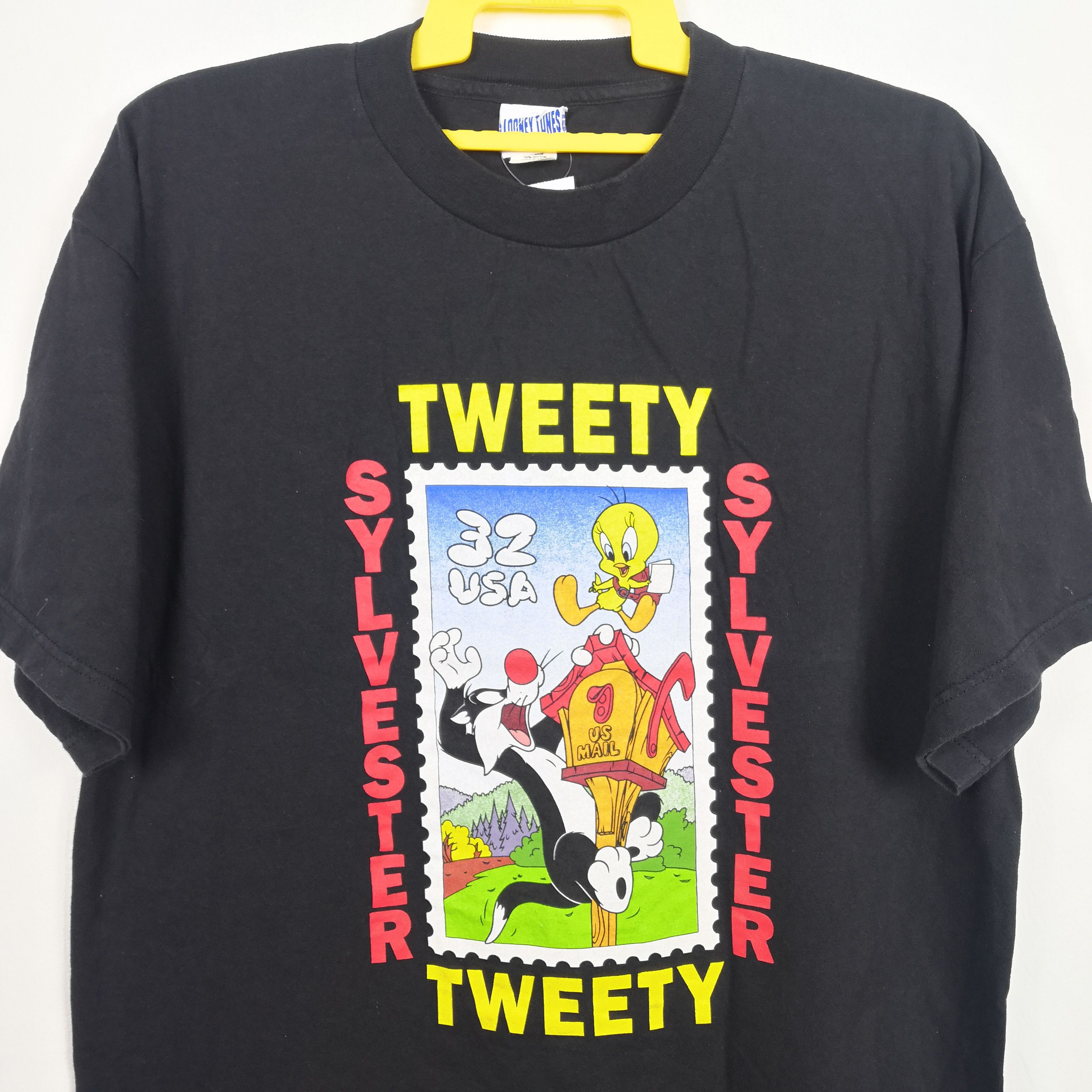 Cartoon Network Vintage Looney Tunes Tees Tweety and Sylvester T-Shirt| Size US XL / EU 56 / 4 - 3 Thumbnail