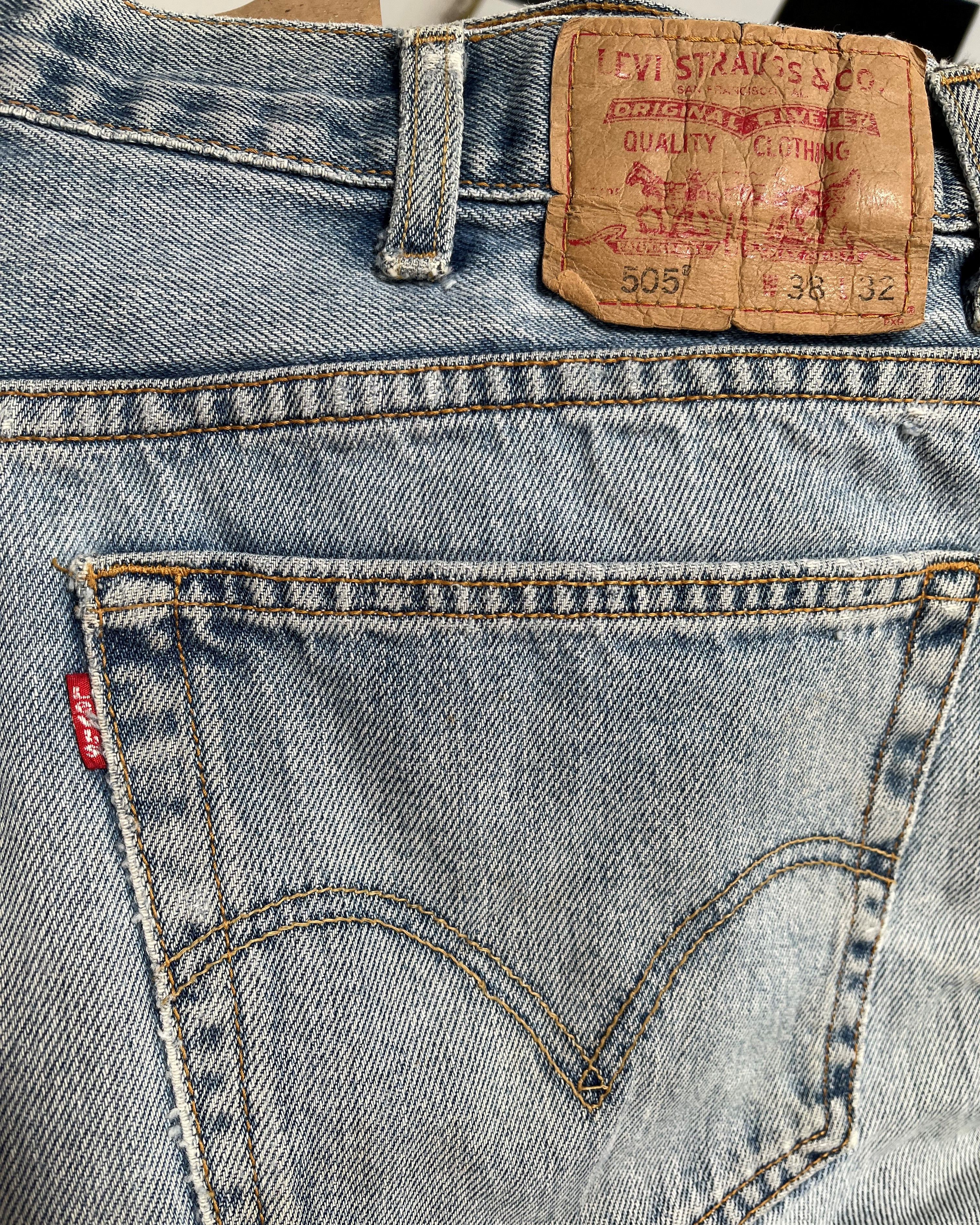 Levi's Vintage Levis 505 Regular fit Distressed Jeans - L33 Size US 39 - 9 Thumbnail
