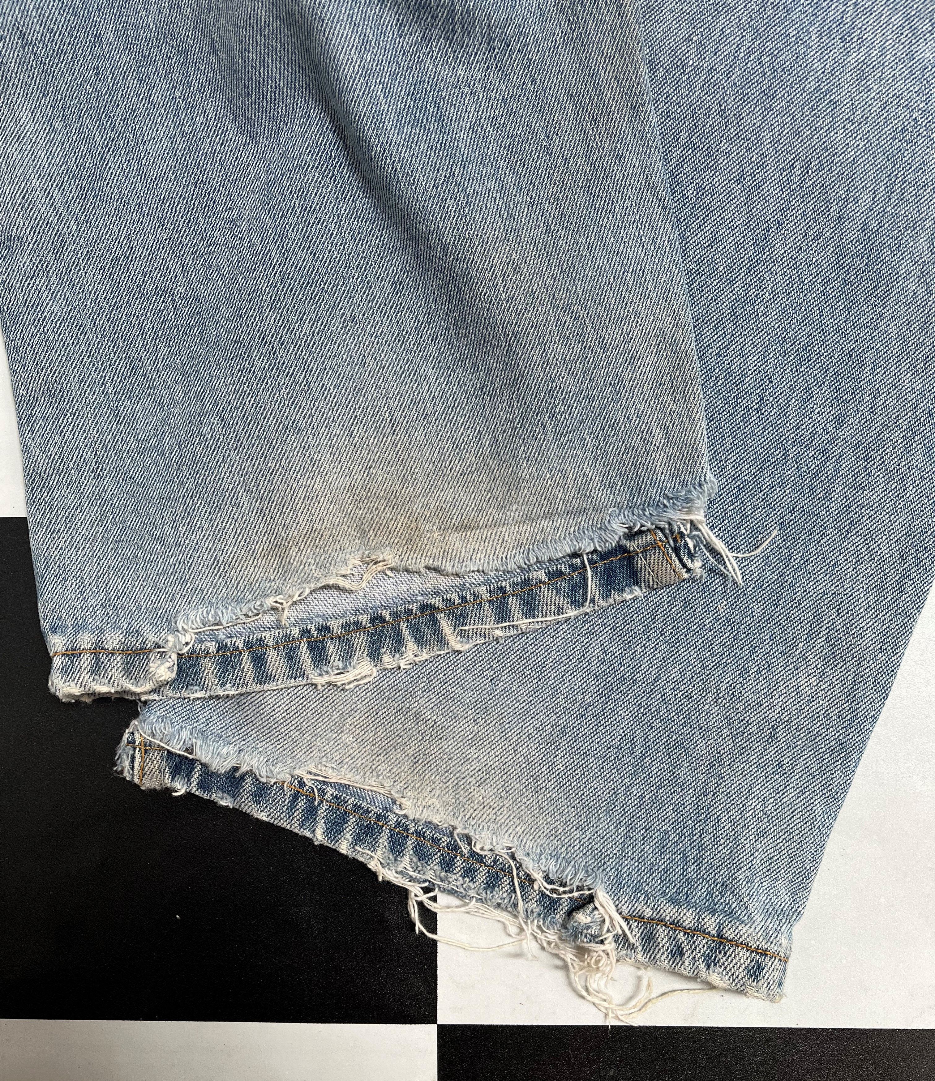 Levi's Vintage Levis 505 Regular fit Distressed Jeans - L33 Size US 39 - 11 Thumbnail