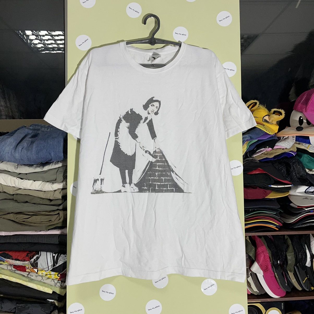 Vintage Vintage Y2K Graphic Tee Sun Faded Indie Art Print Tapered L Size US L / EU 52-54 / 3 - 1 Thumbnail