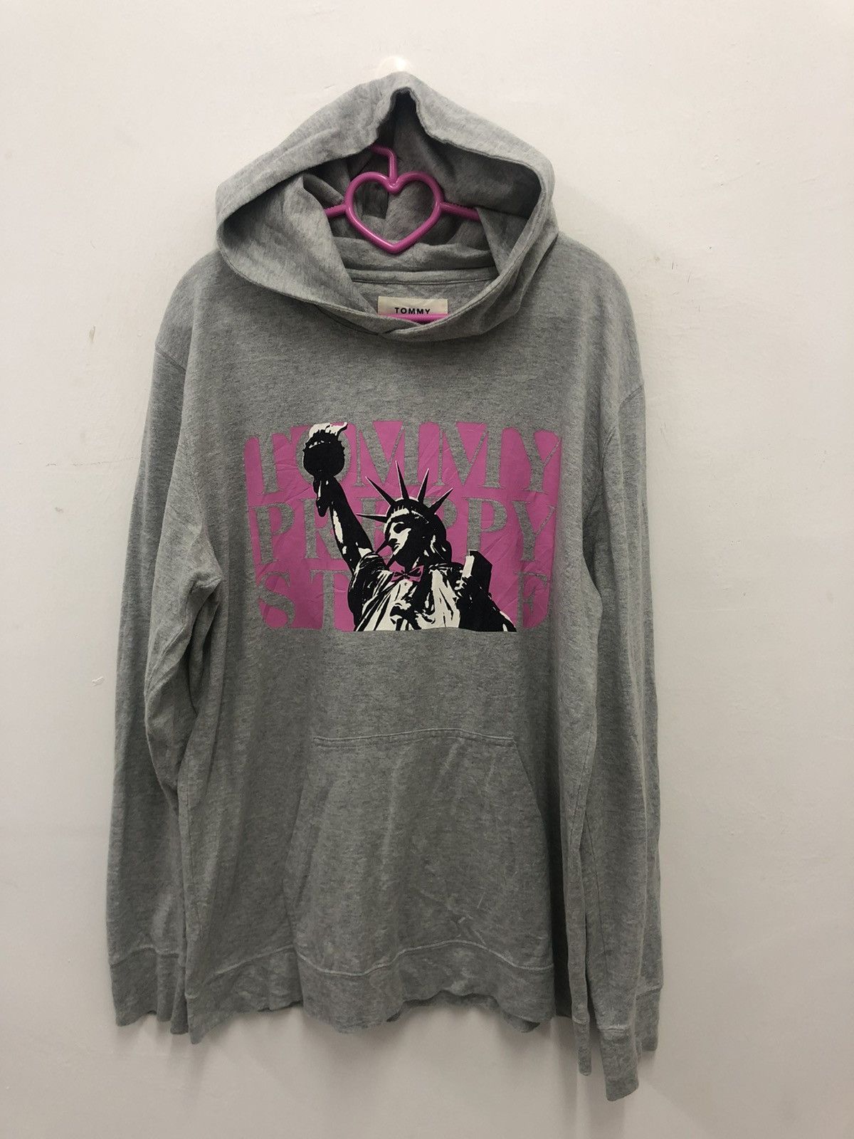 Tommy Hilfiger Rare TOMMY New York Hoodie Size US L / EU 52-54 / 3 - 1 Thumbnail