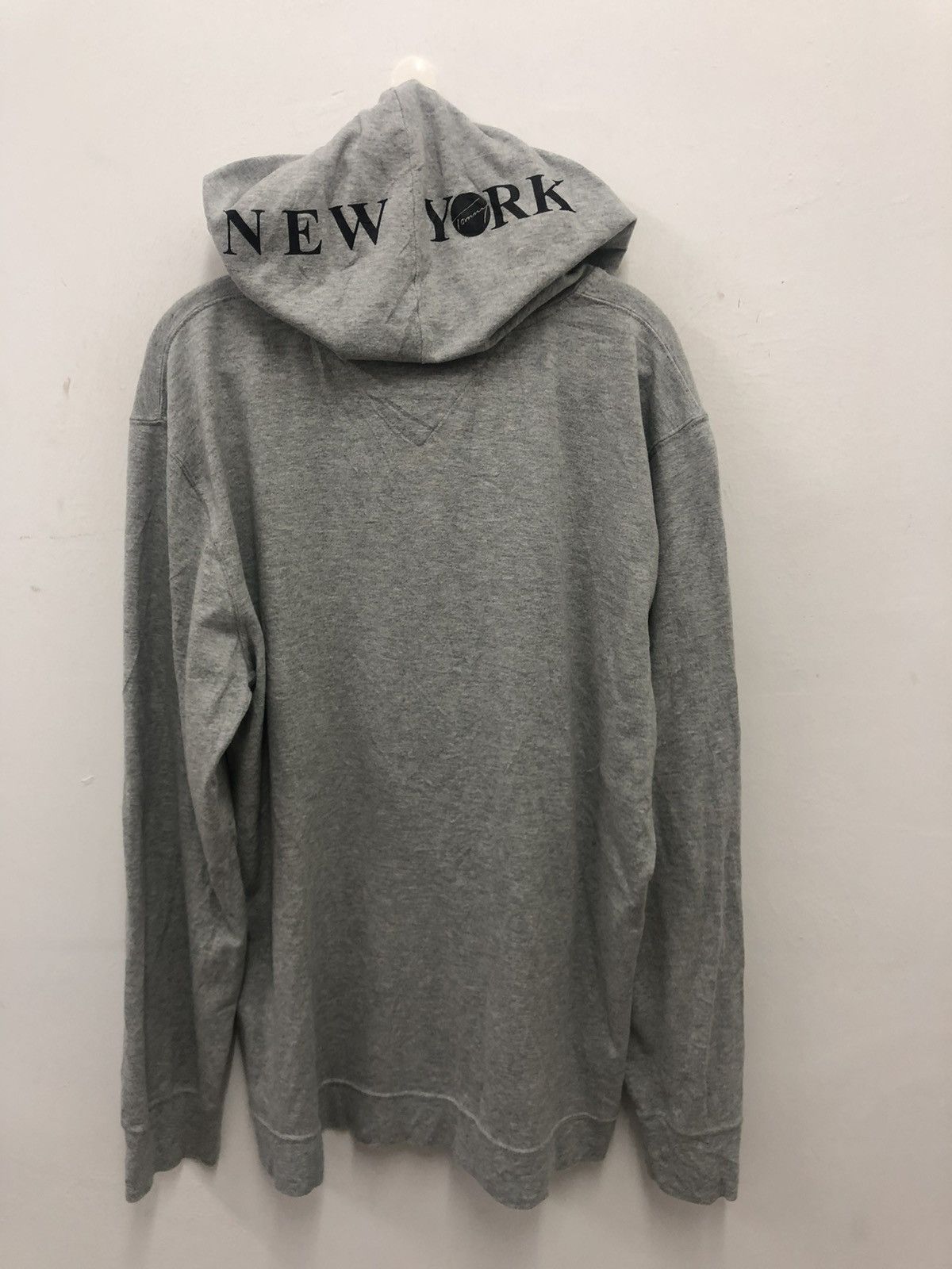 Tommy Hilfiger Rare TOMMY New York Hoodie Size US L / EU 52-54 / 3 - 4 Thumbnail