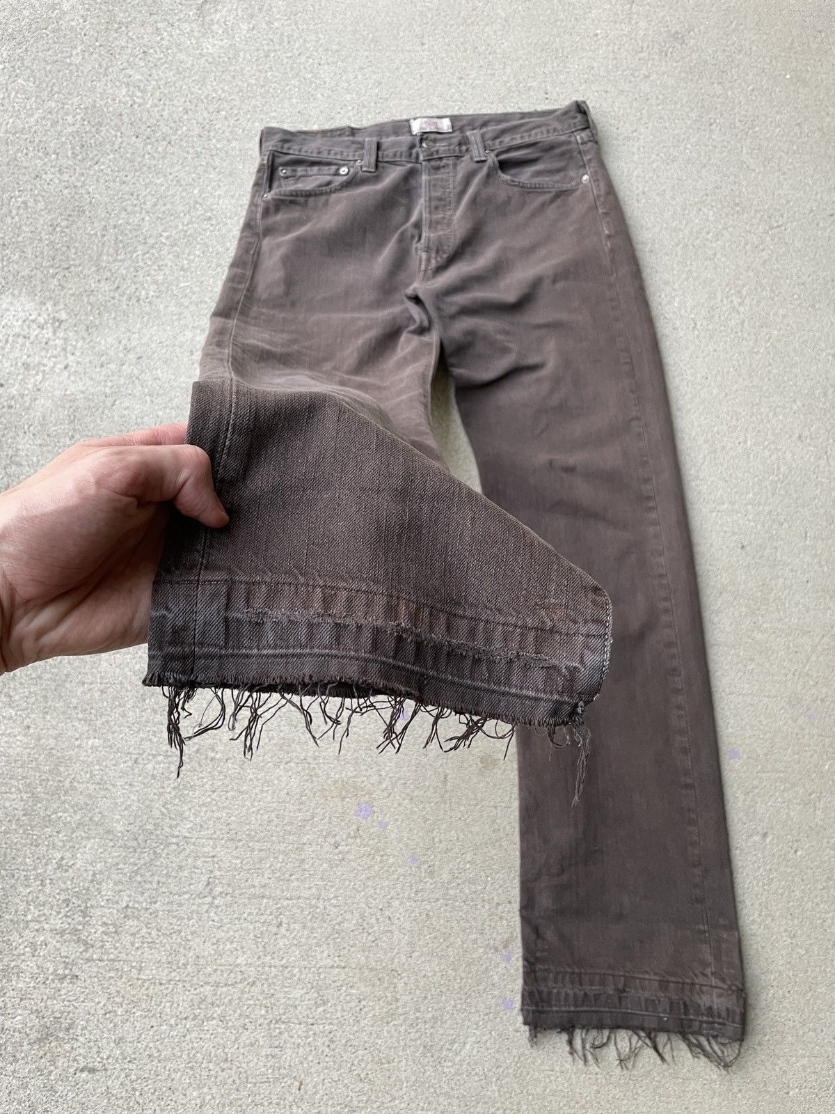 Brown cheap levi jeans