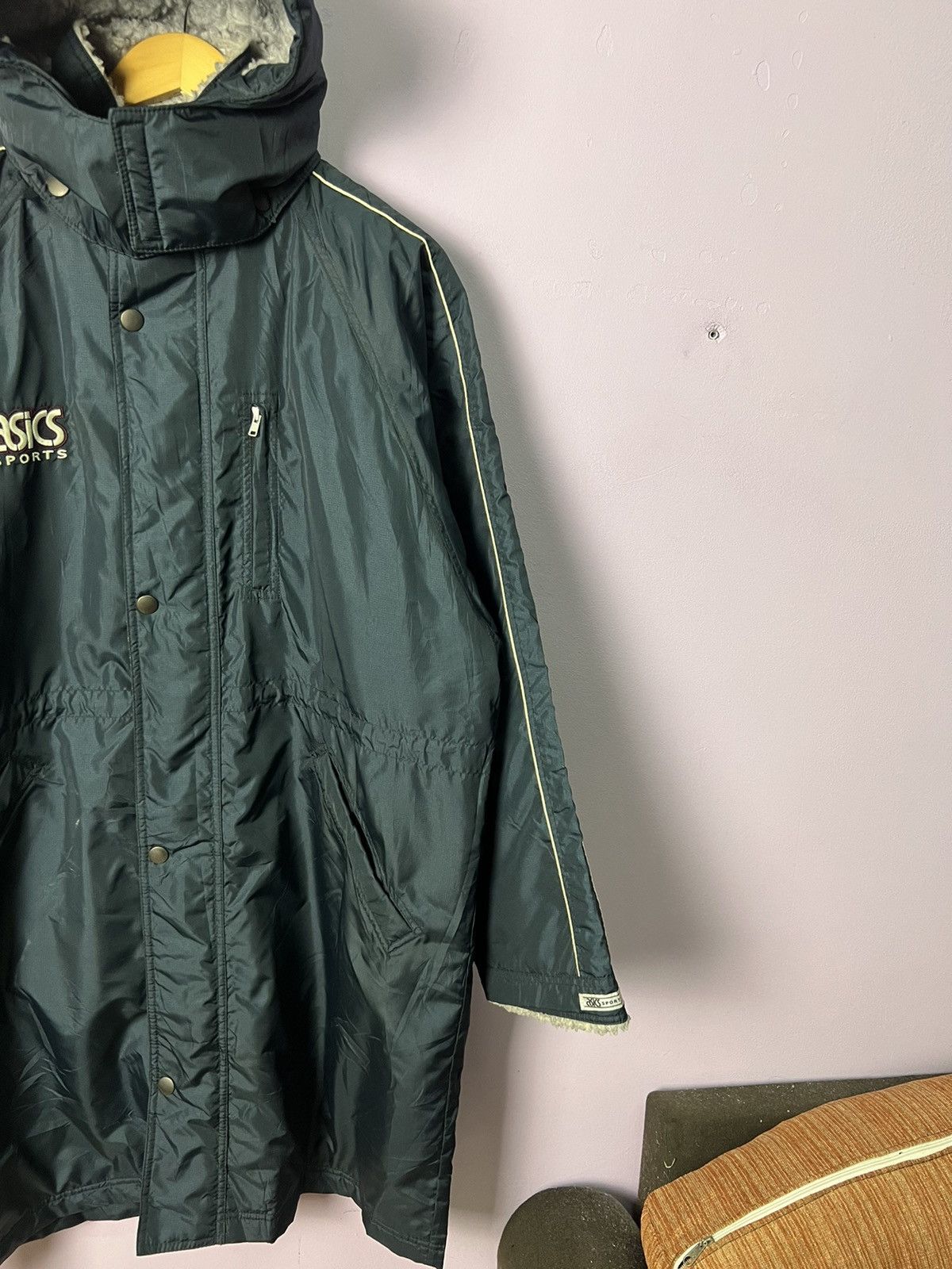 Asics 🔥ASICS Sports Long Quilted Jacket Size US L / EU 52-54 / 3 - 4 Thumbnail