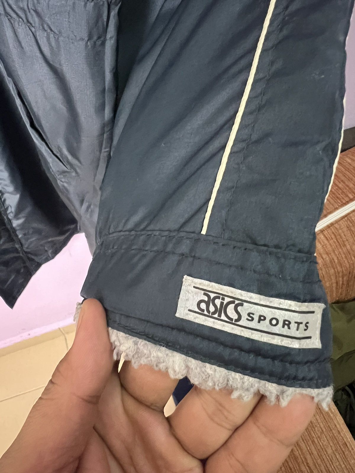 Asics 🔥ASICS Sports Long Quilted Jacket Size US L / EU 52-54 / 3 - 9 Thumbnail