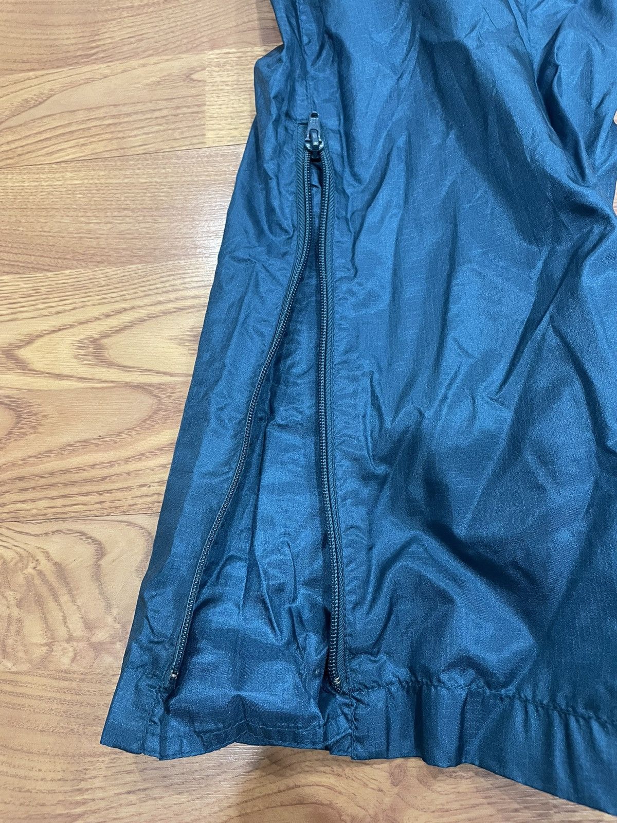 Eddie Bauer Vintage 80s Eddie Bauer nylon pants Size US 30 / EU 46 - 9 Thumbnail