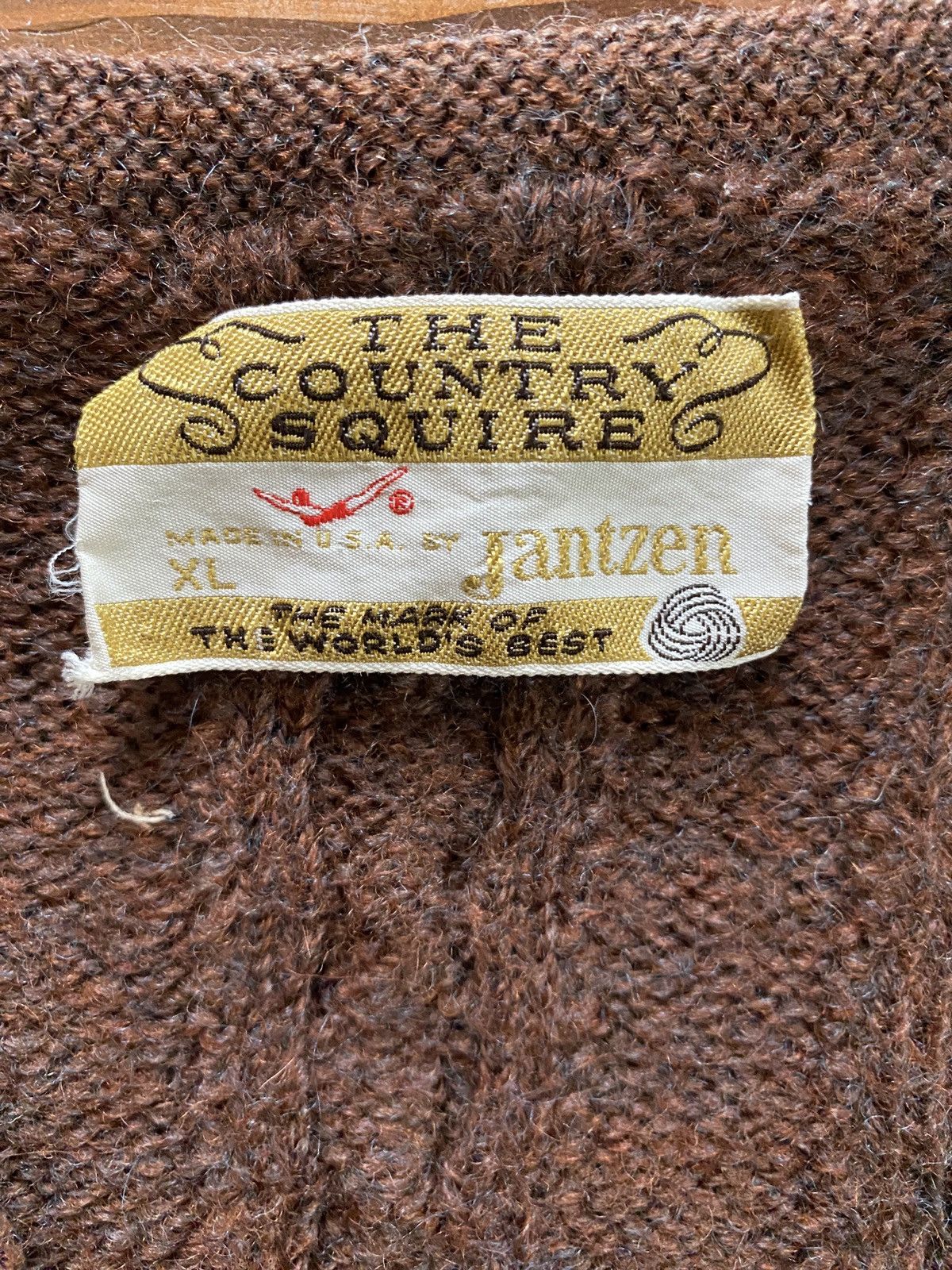 Jantzen Vintage 70’s Country Squire Cable Knit Wool Cardigan Sweater Size US L / EU 52-54 / 3 - 4 Thumbnail