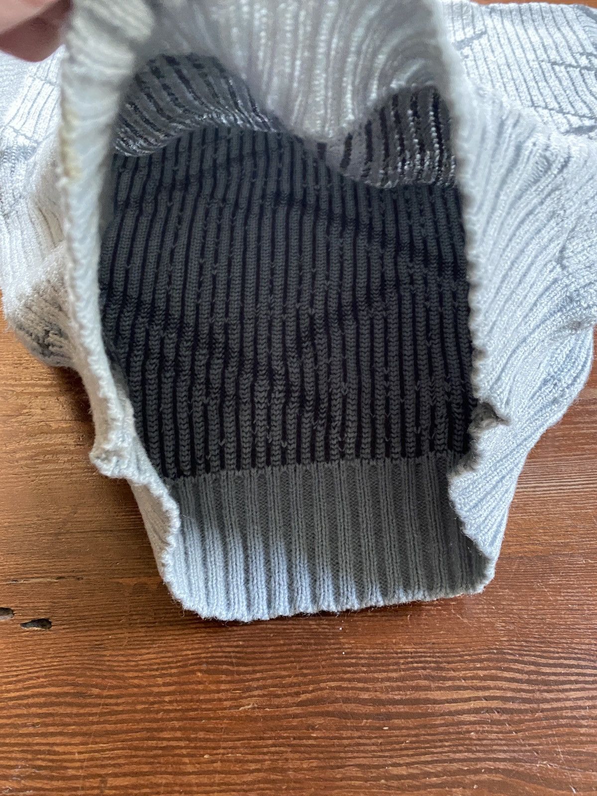 Vintage Vintage 80’s Wayne Scott Abstract Ribbed Grey Knit Sweater Size US S / EU 44-46 / 1 - 5 Thumbnail