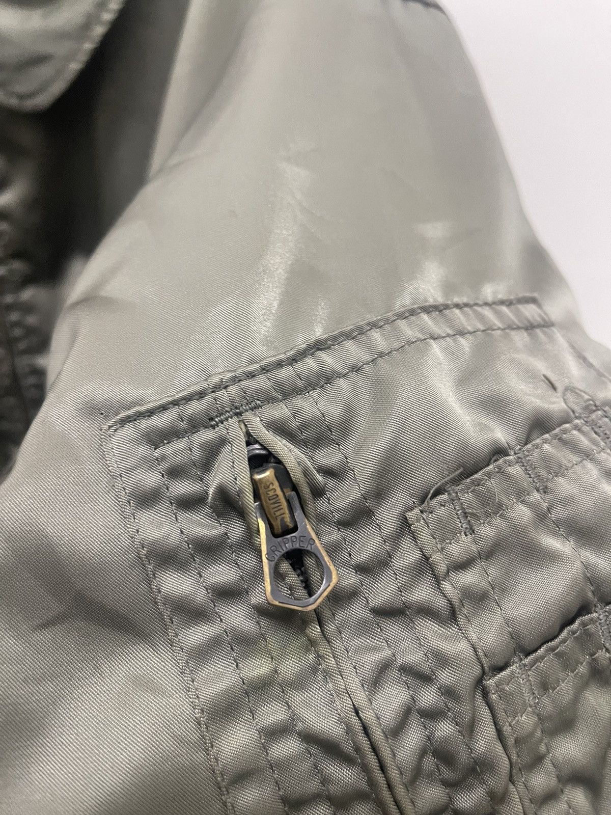 Vintage Rare Vintage SCOVILL GRIPPER Zipper Olive Military Bomber Size US L / EU 52-54 / 3 - 5 Thumbnail