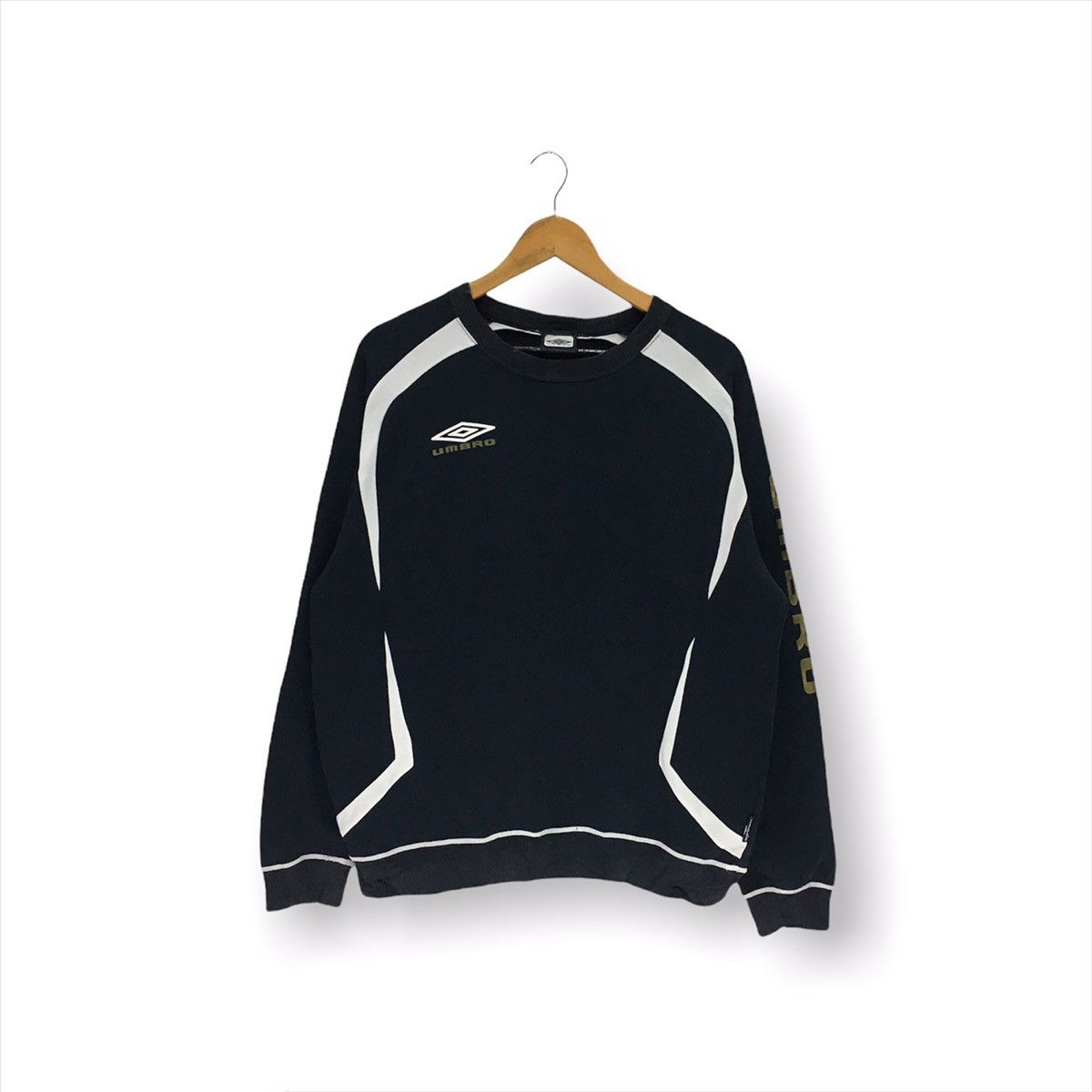 Vintage Umbro Small Logo Nice Design Sweatshirt