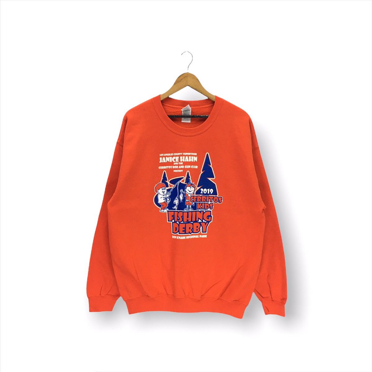 Gildan × Vintage Janice Hahn Fishing Derby Big Logo Sweatshirt Size US L / EU 52-54 / 3 - 1 Thumbnail