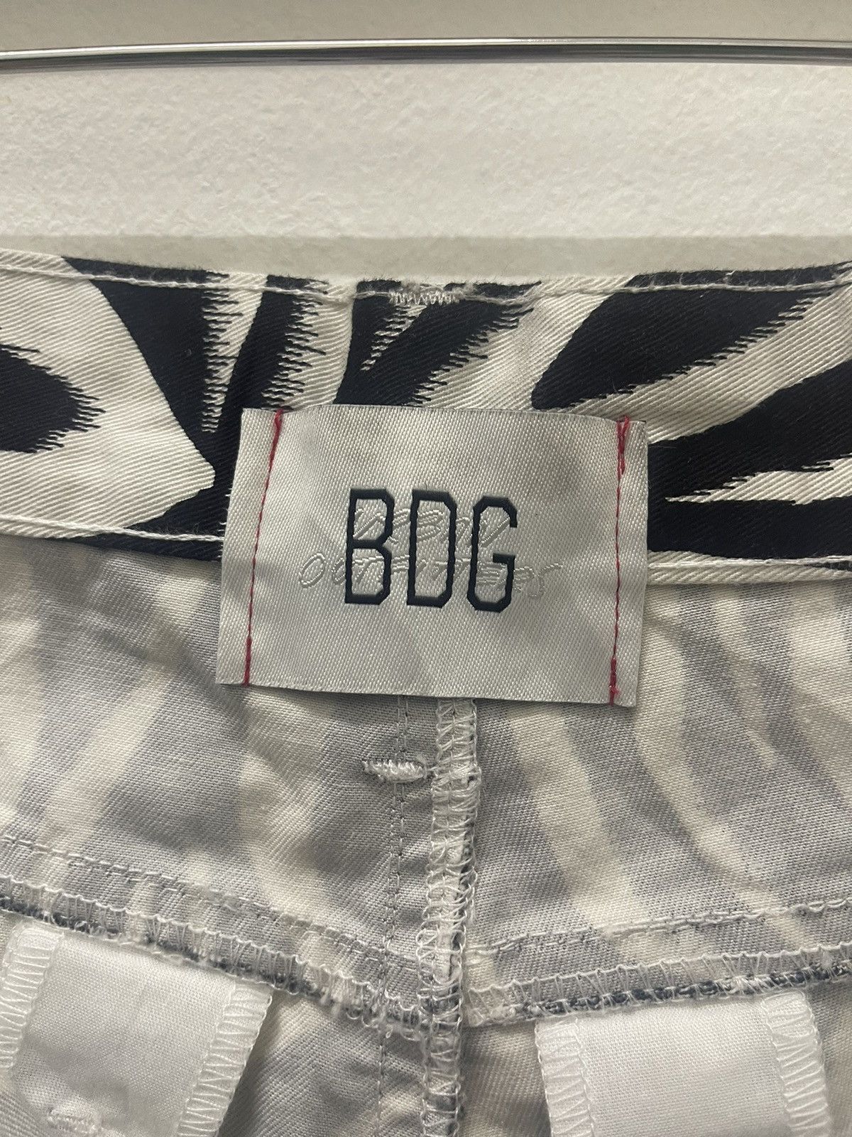 Bdg Rare BDG Urban Outfitters Zebra Size US 26 / EU 42 - 9 Thumbnail