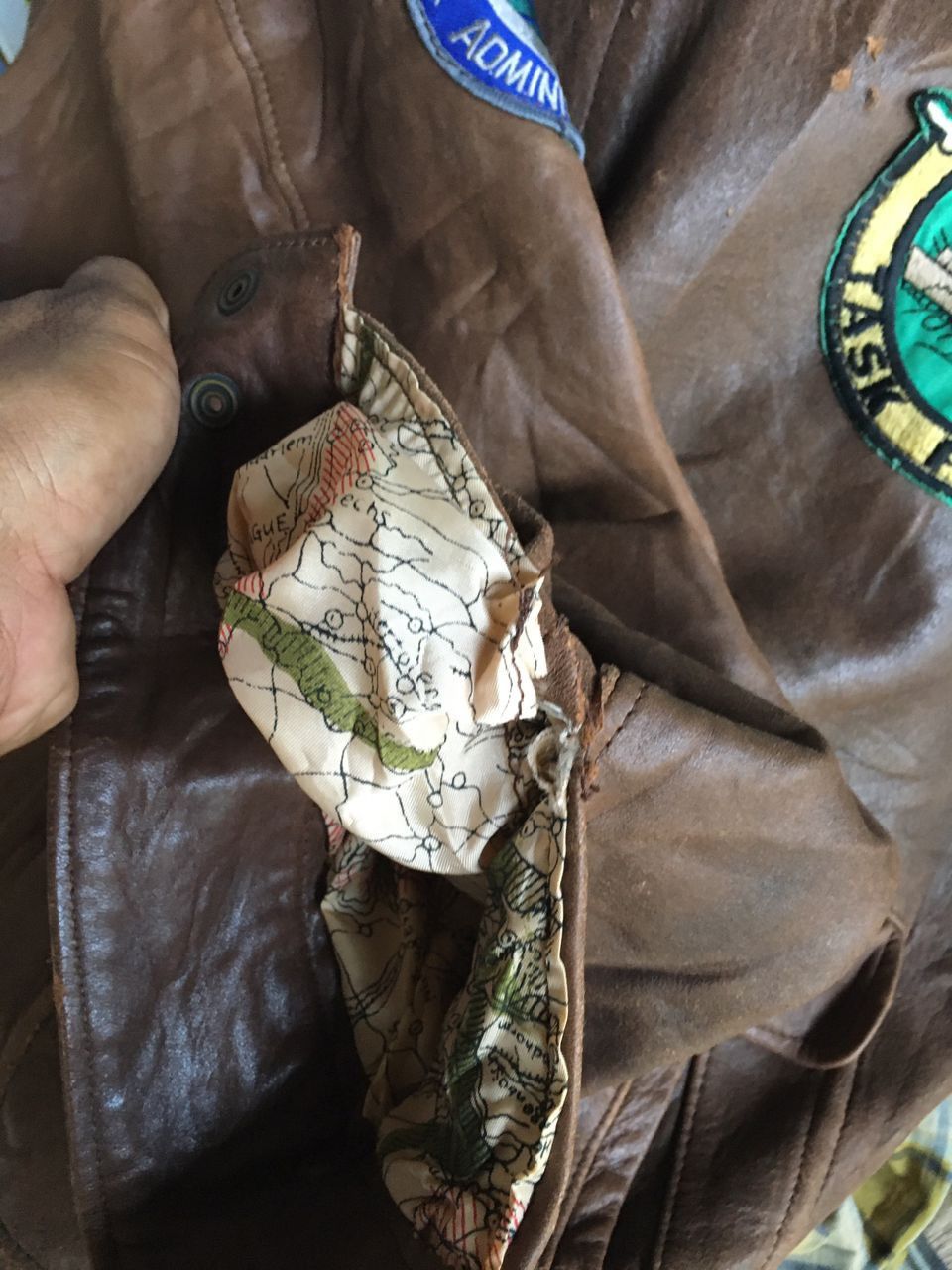 Avirex Air force A-2 U.S Army Flight Blouson Brown Graphic Jackets Size US XL / EU 56 / 4 - 11 Thumbnail