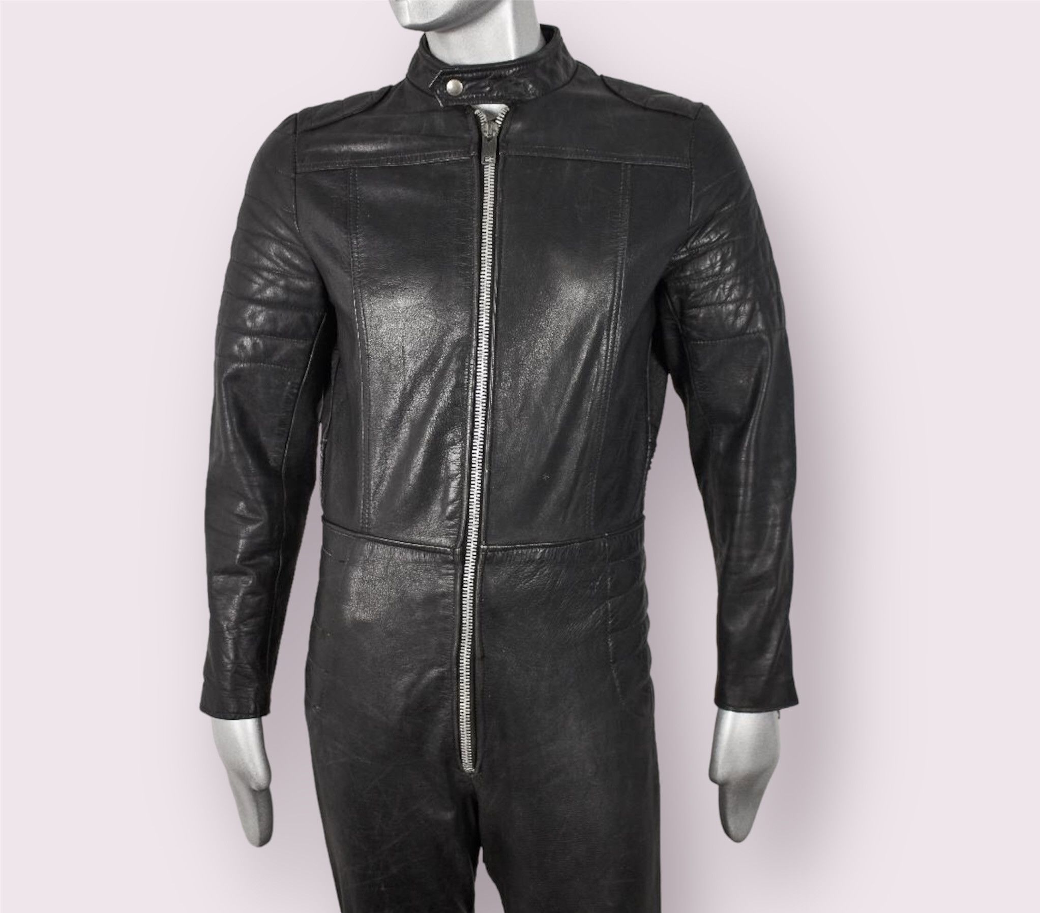 Vintage 70s One Piece Distressed Leather Motorcycle Racing Suit Size US M / EU 48-50 / 2 - 7 Thumbnail