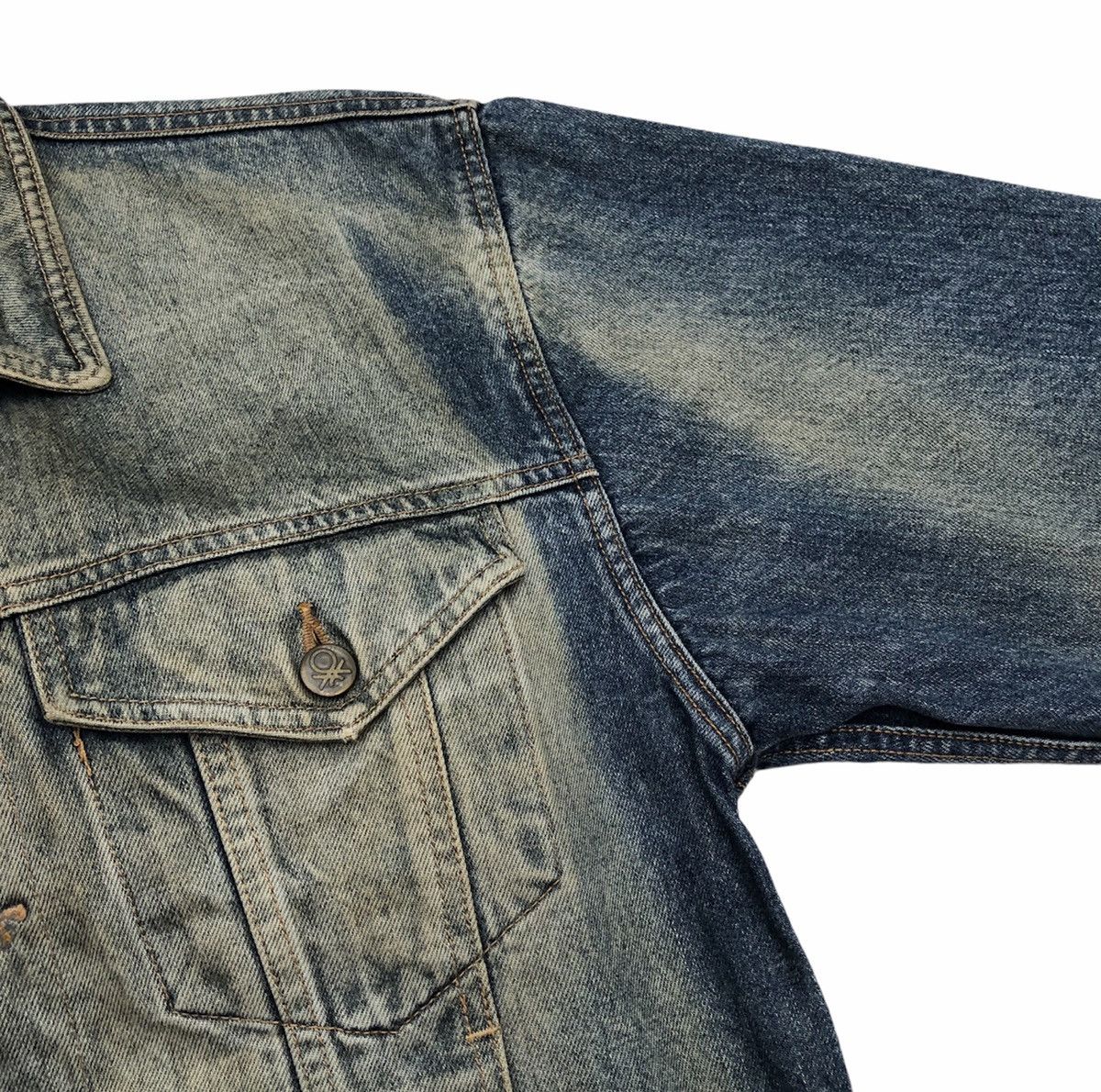Benetton Vintage Benetton Denim Season Trucker Jacket Size US M / EU 48-50 / 2 - 14 Thumbnail