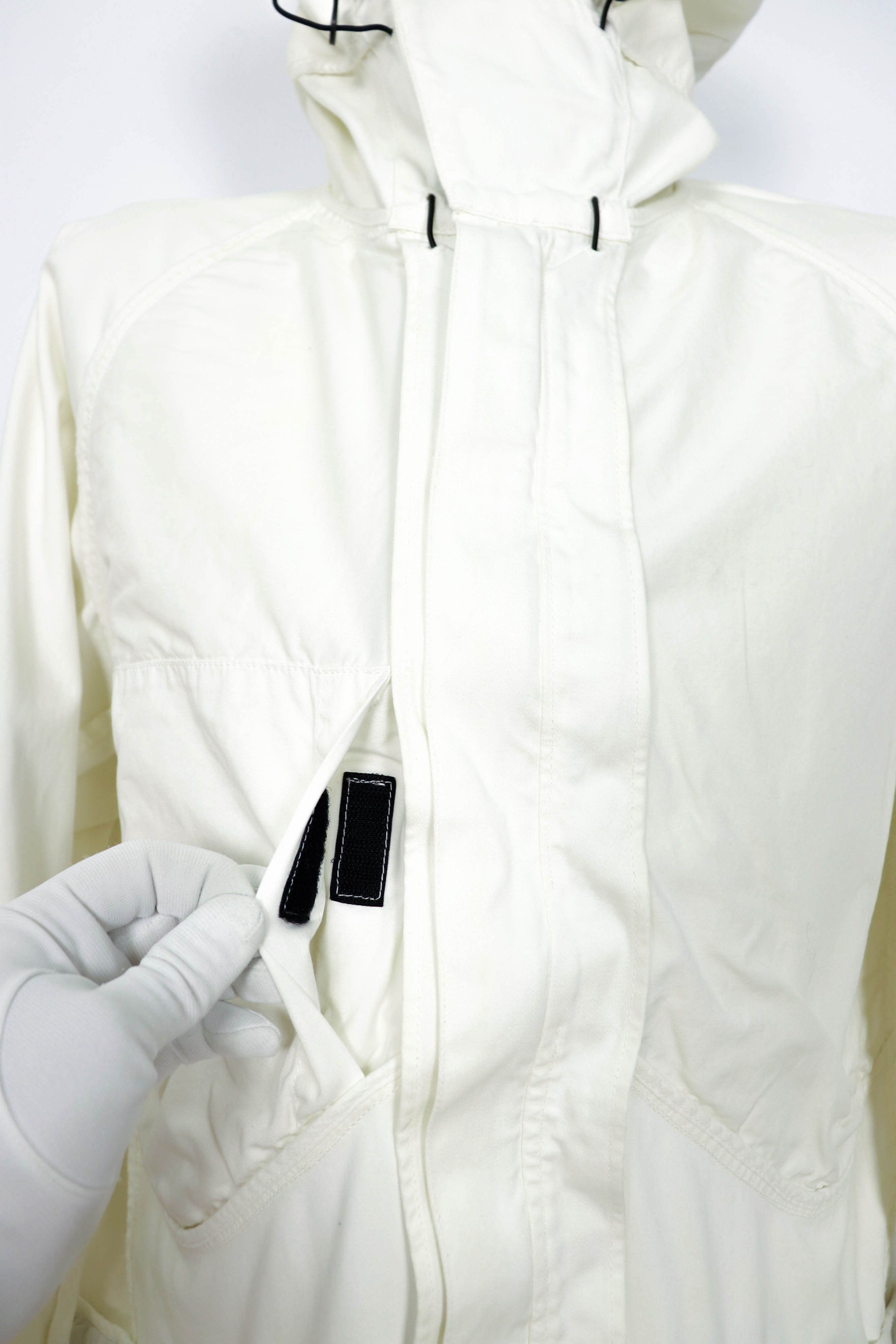 Stone Island Stone Island S/S 2006 Vintage Riot Face Mask White Jacket Size US XL / EU 56 / 4 - 16 Thumbnail