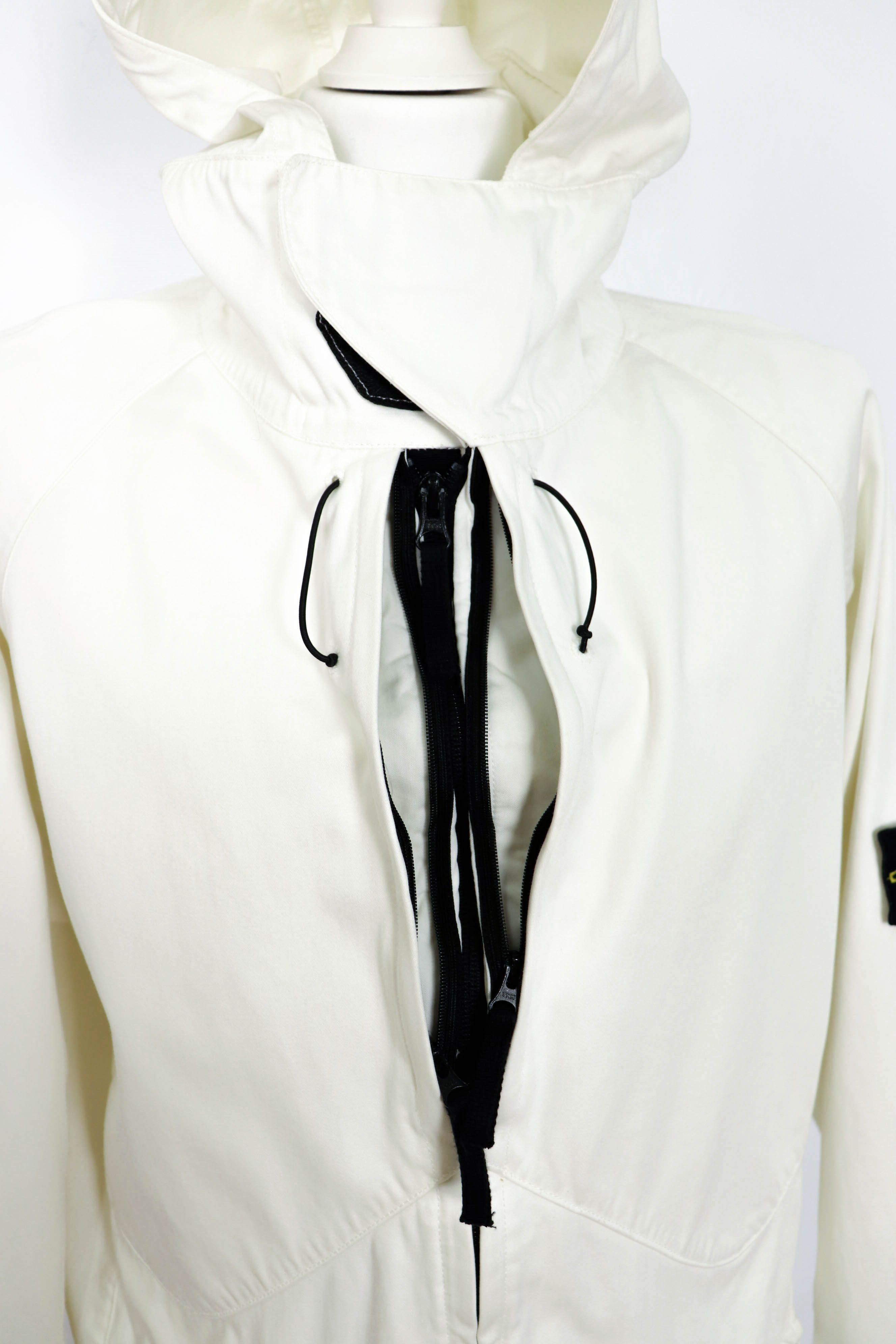 Stone Island Stone Island S/S 2006 Vintage Riot Face Mask White Jacket Size US XL / EU 56 / 4 - 8 Thumbnail