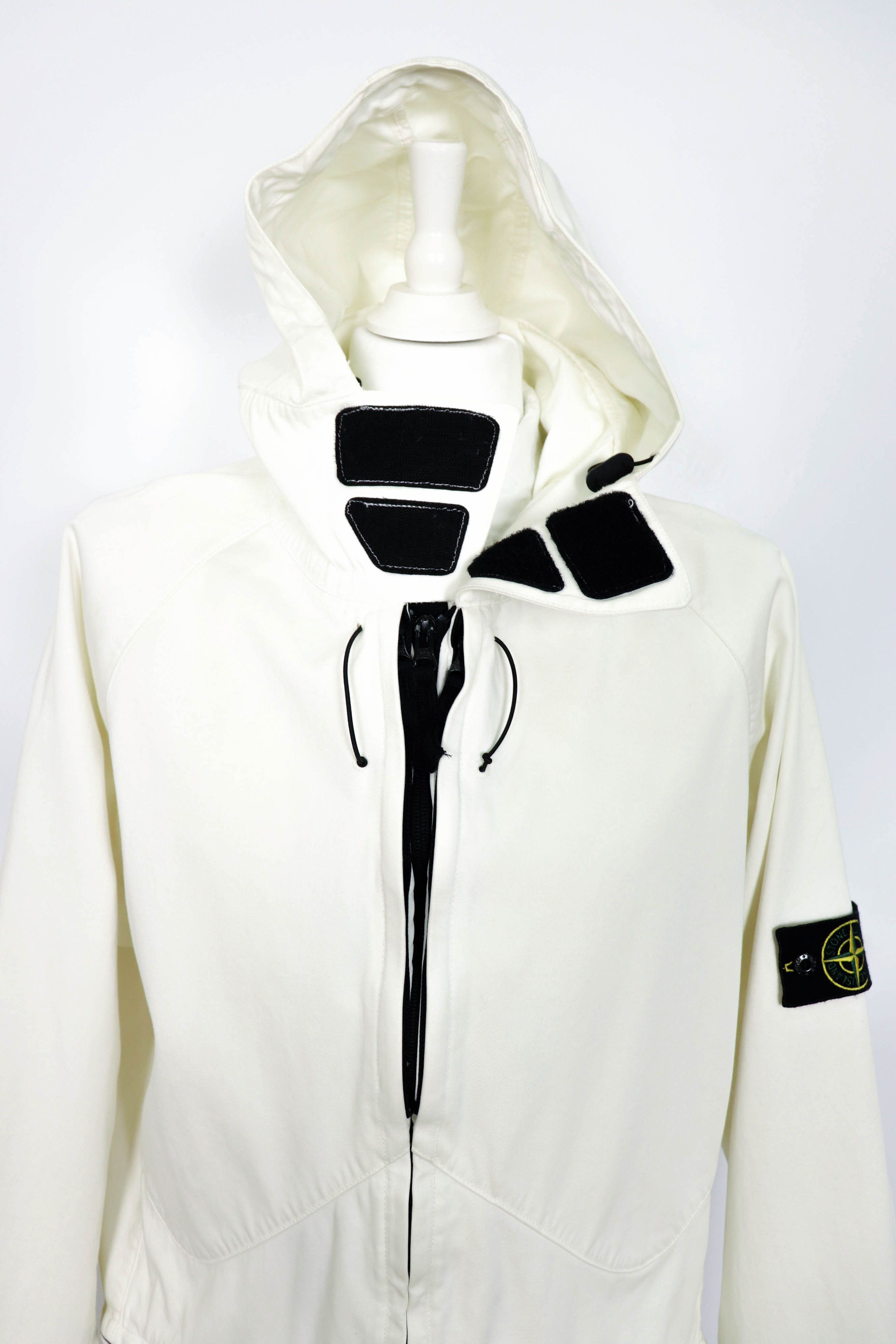 Stone Island Stone Island S/S 2006 Vintage Riot Face Mask White Jacket Size US XL / EU 56 / 4 - 7 Thumbnail
