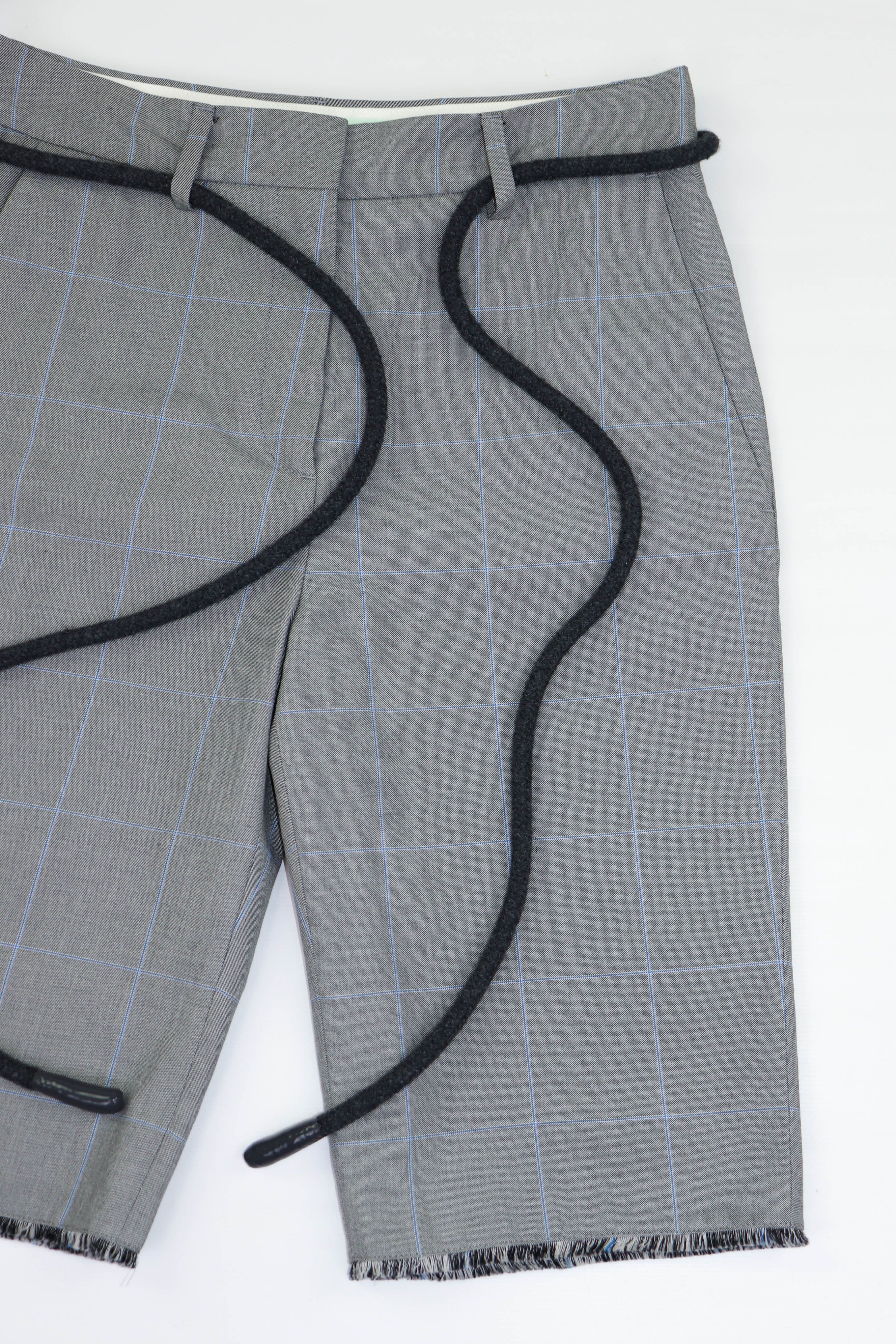 Off-White Women's OFF-White Made in Italy Plaid Gray Bermuda Shorts Size 26" / US 2 / IT 38 - 6 Thumbnail