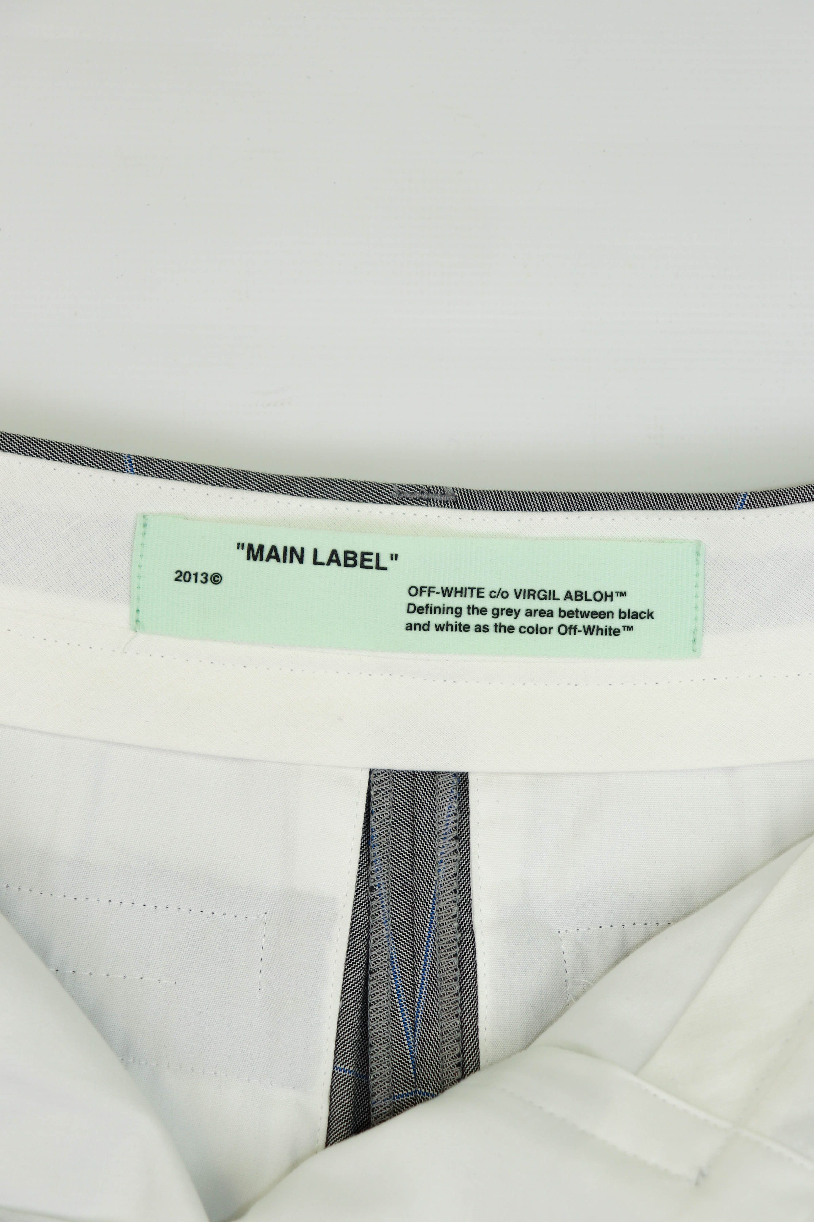 Off-White Women's OFF-White Made in Italy Plaid Gray Bermuda Shorts Size 26" / US 2 / IT 38 - 12 Thumbnail