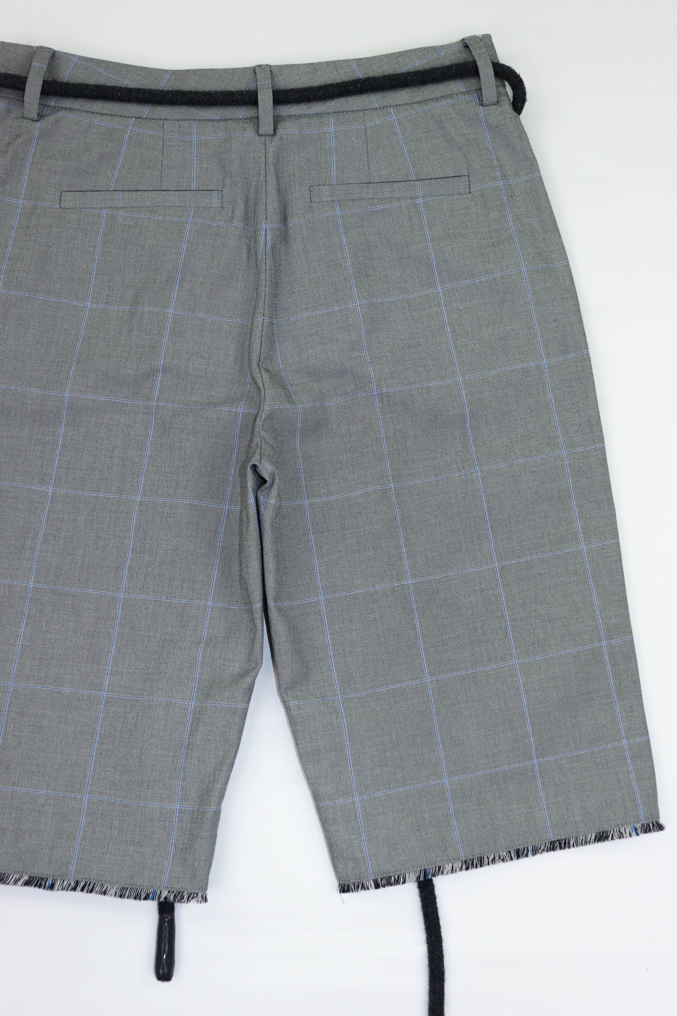 Off-White Women's OFF-White Made in Italy Plaid Gray Bermuda Shorts Size 26" / US 2 / IT 38 - 8 Thumbnail