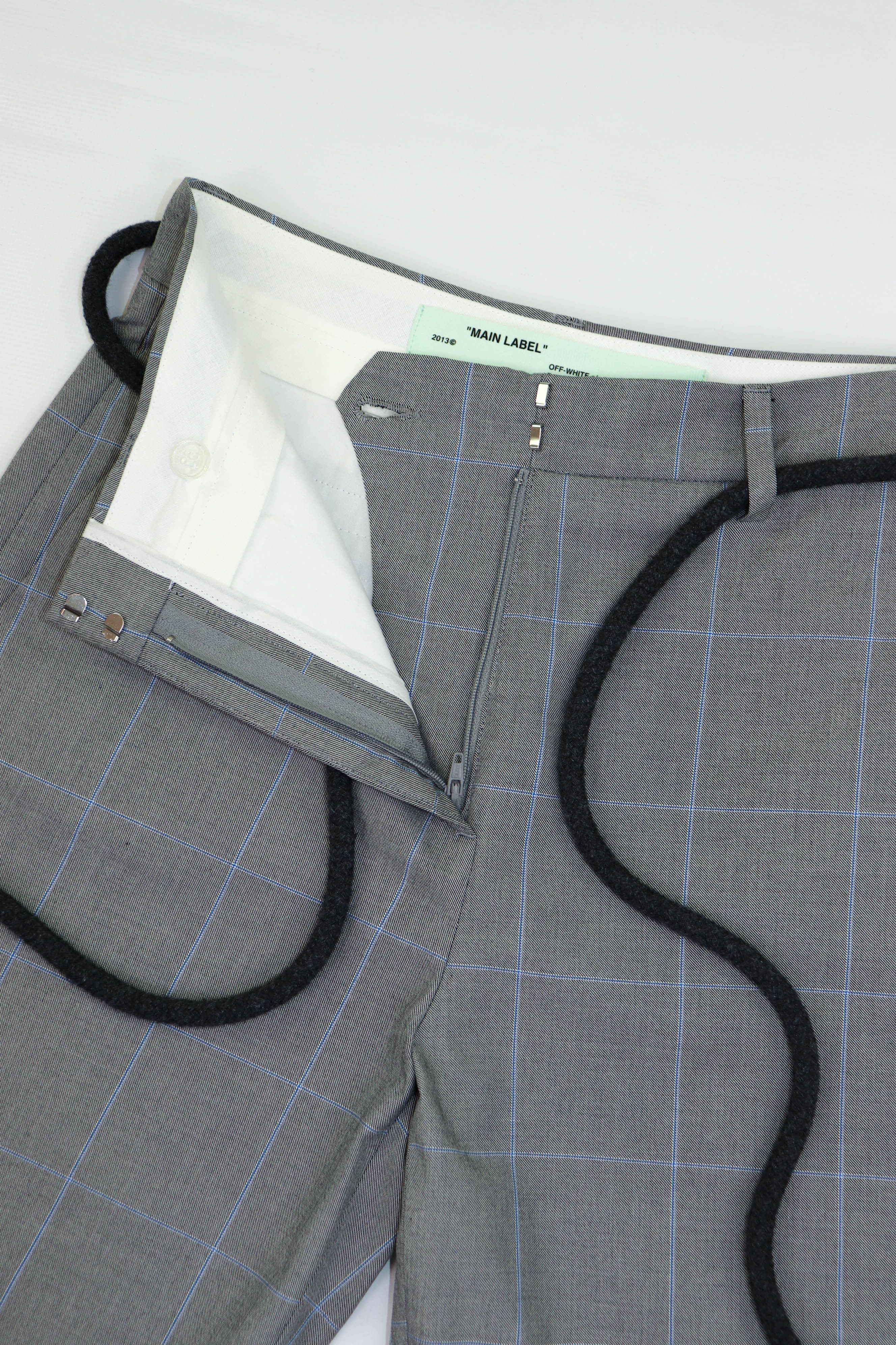 Off-White Women's OFF-White Made in Italy Plaid Gray Bermuda Shorts Size 26" / US 2 / IT 38 - 9 Thumbnail
