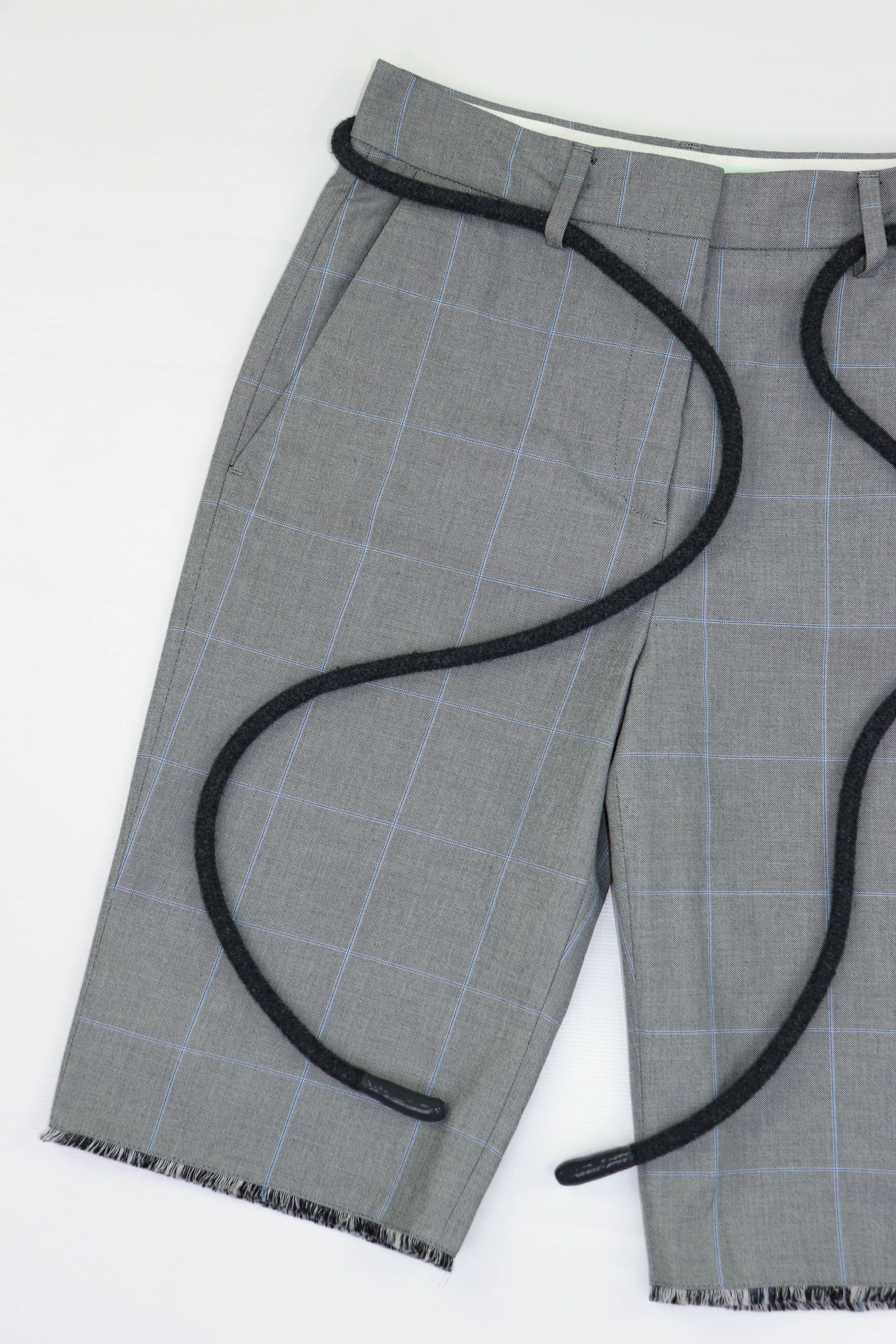Off-White Women's OFF-White Made in Italy Plaid Gray Bermuda Shorts Size 26" / US 2 / IT 38 - 5 Thumbnail