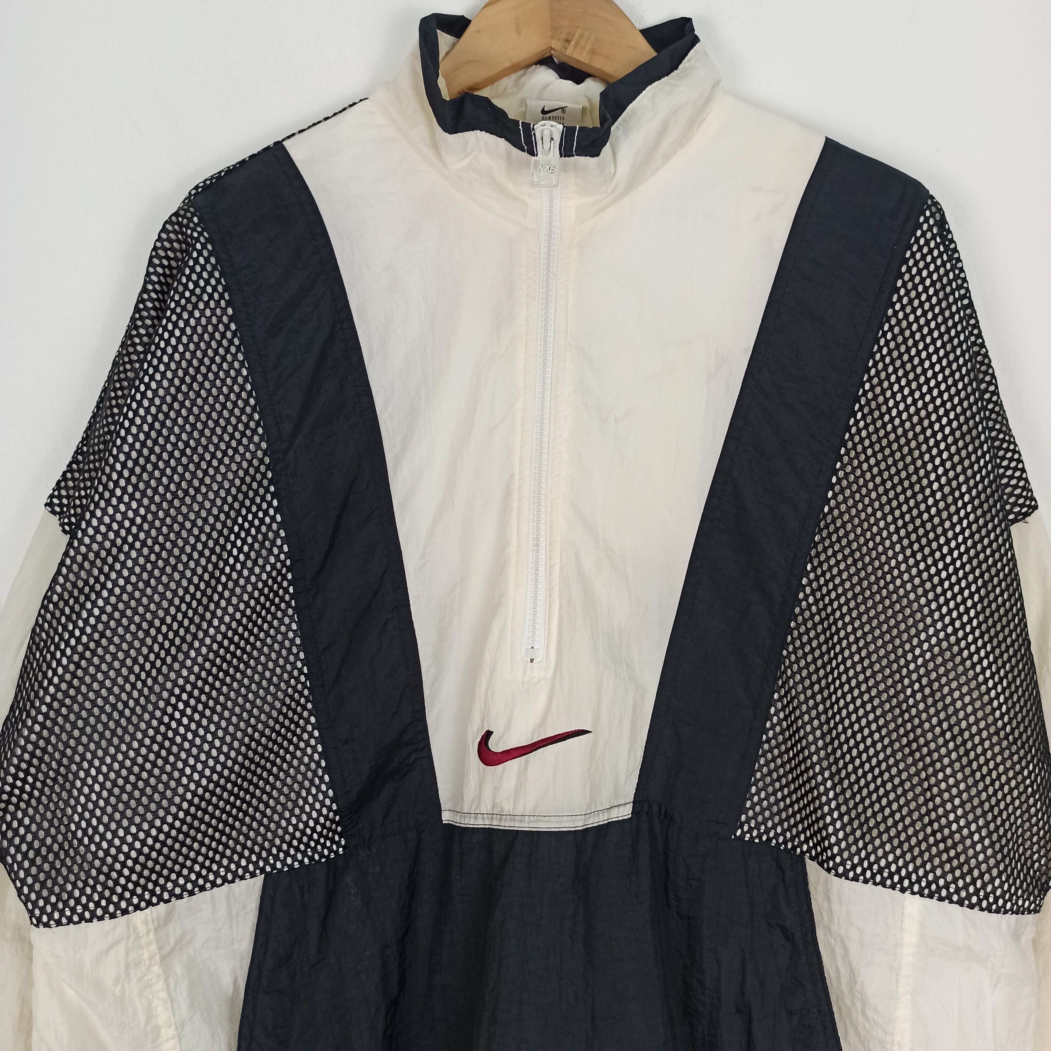 Nike 🔥 Vintage🔥 90s Nike Big Logo Windbreaker Jacket Size US L / EU 52-54 / 3 - 2 Thumbnail