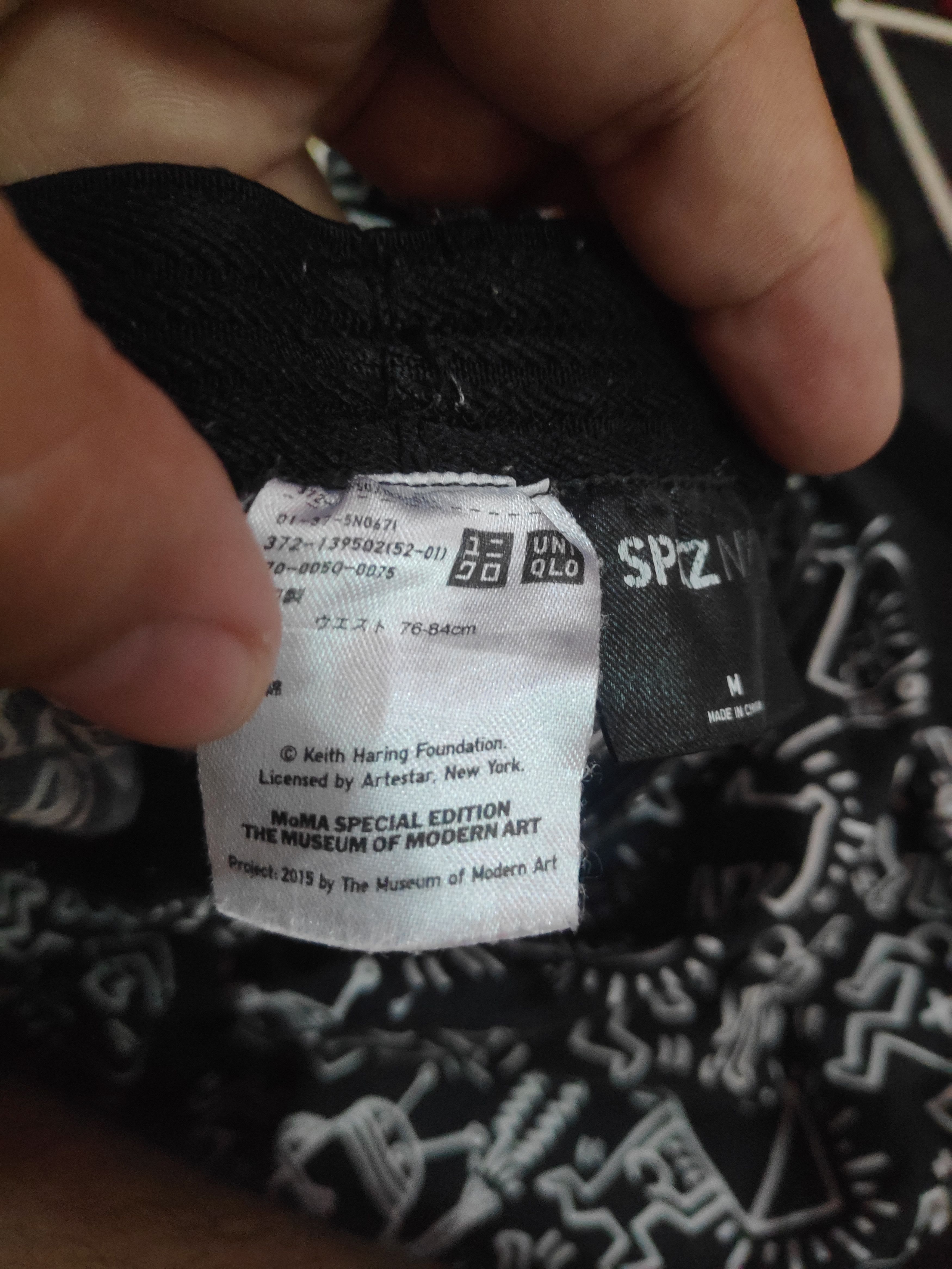 Japanese Brand Rare Keith Haring x Uniqlo Pop Art Short Pants Full Print Size US 28 / EU 44 - 5 Thumbnail